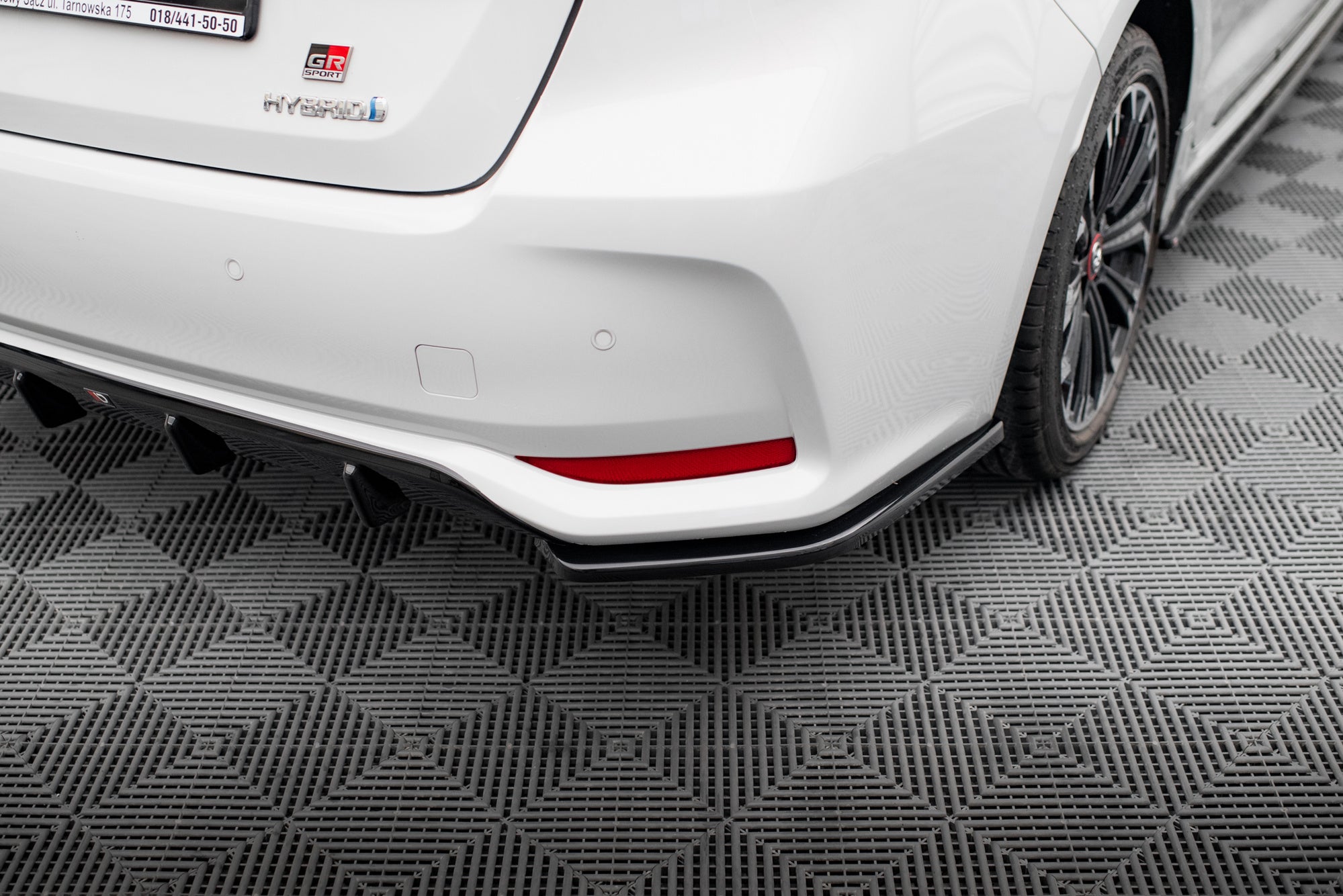 Prelungire splitter bara spate Toyota Corolla XII Sedan 2019- v1 - Maxton Design