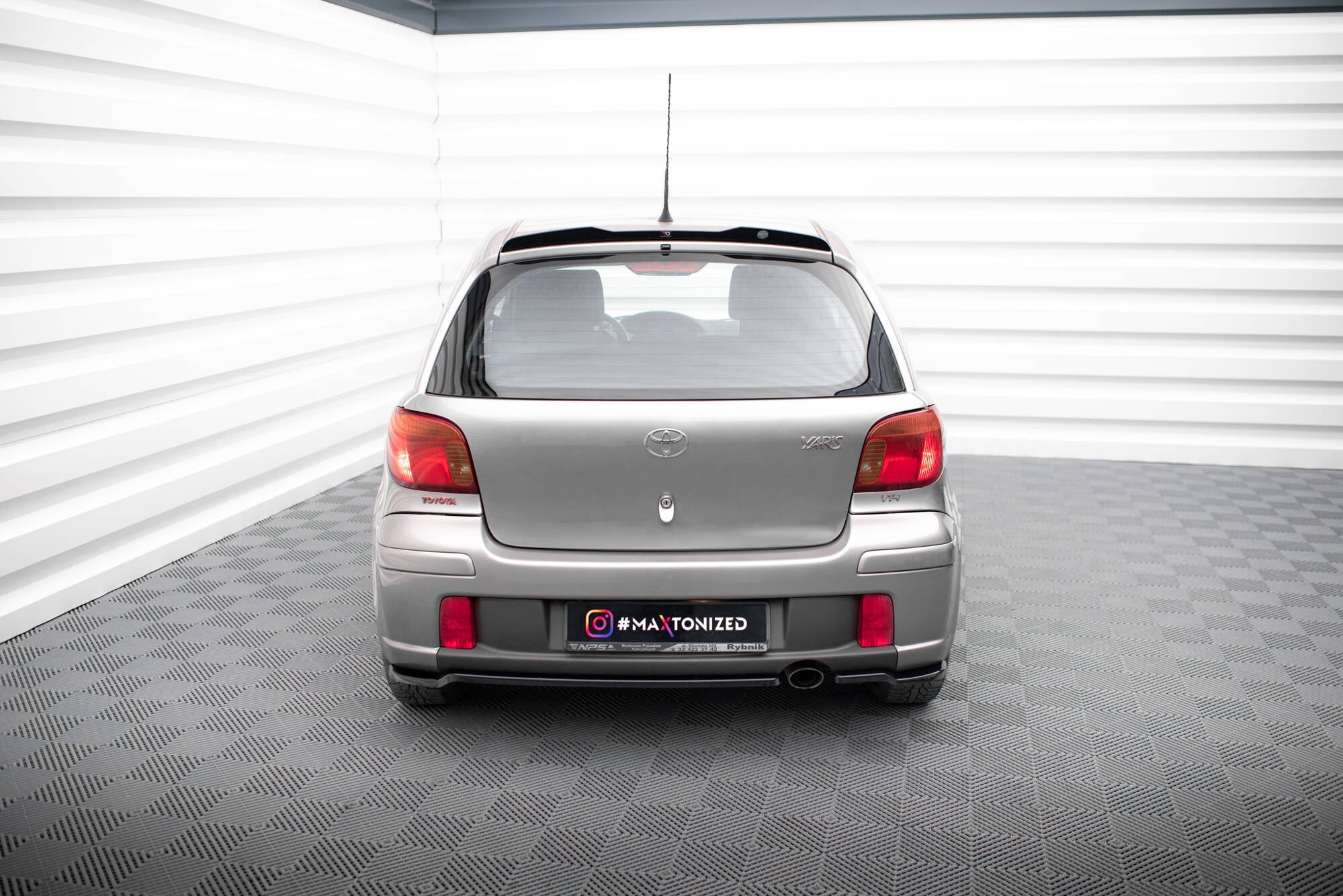 Prelungire splitter bara spate Toyota Yaris T-Sport Mk1 Facelift 2003-2006 v4 - Maxton Design