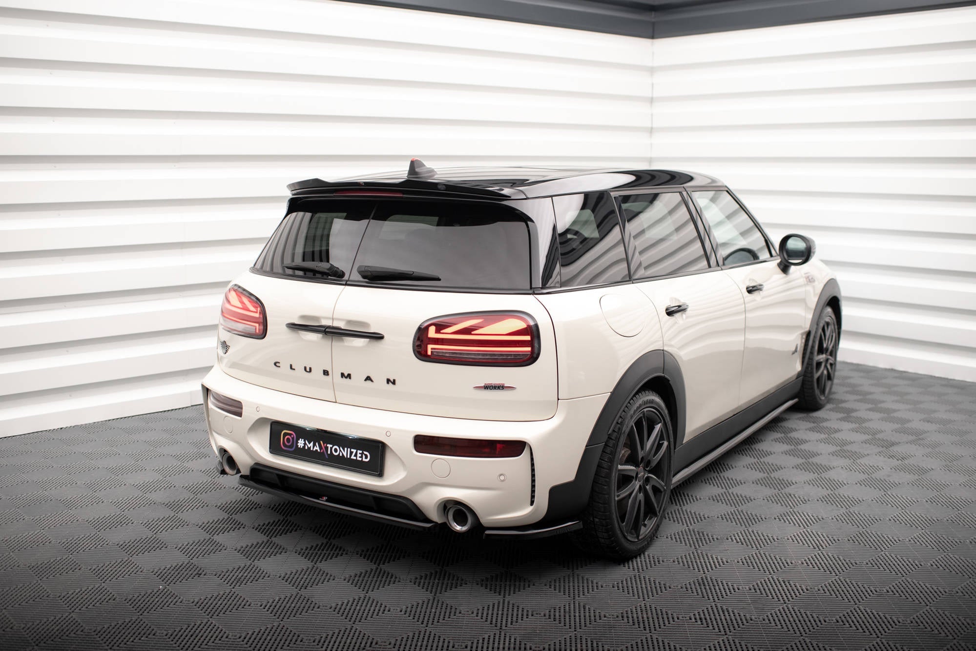 Prelungire splitter bara spate Mini Cooper Clubman John Cooper Works F54 Facelift 2019- v7 - Maxton Design