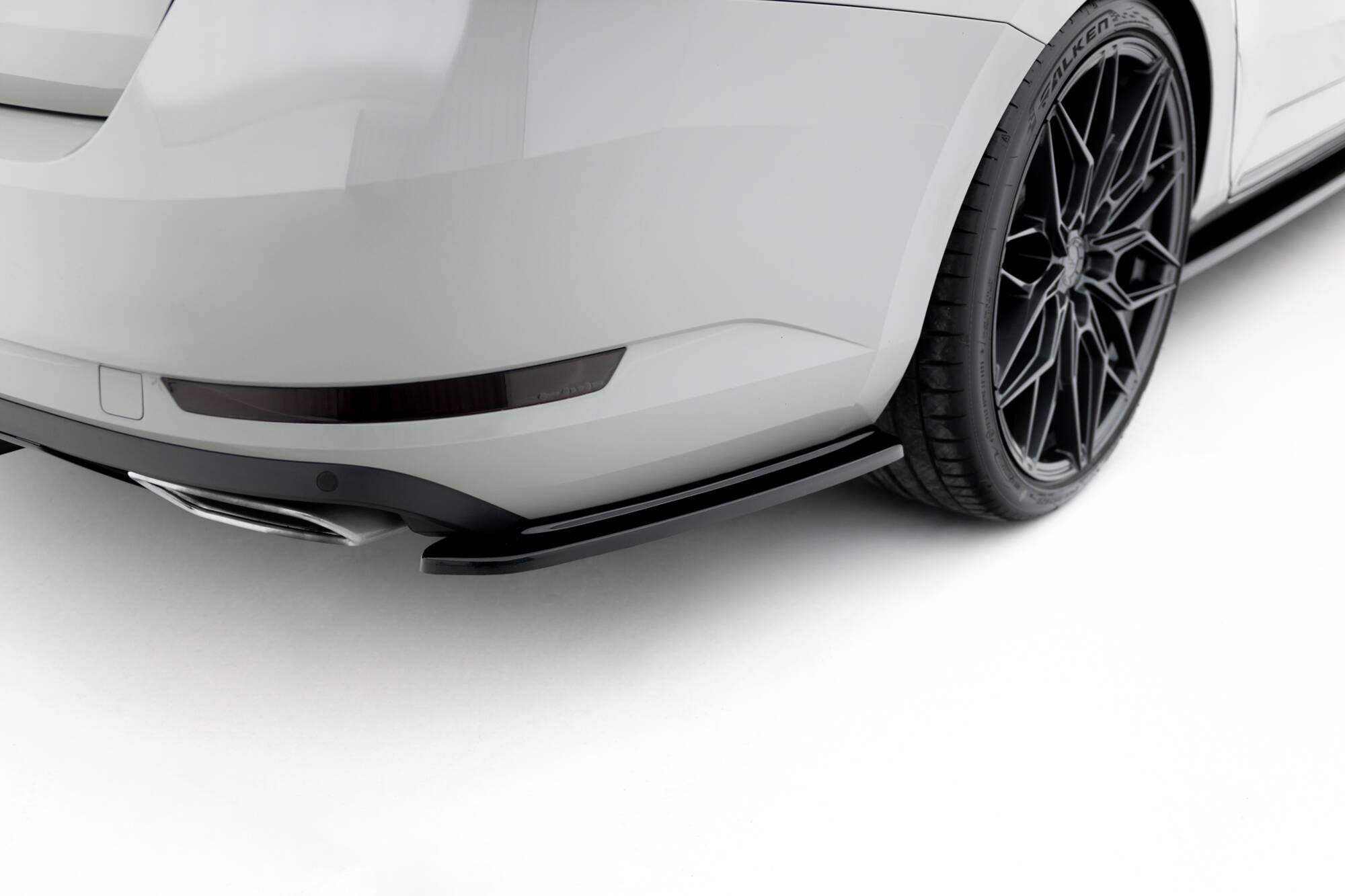 Prelungire splitter bara spate Skoda Superb Mk3 2015- v1 - Maxton Design