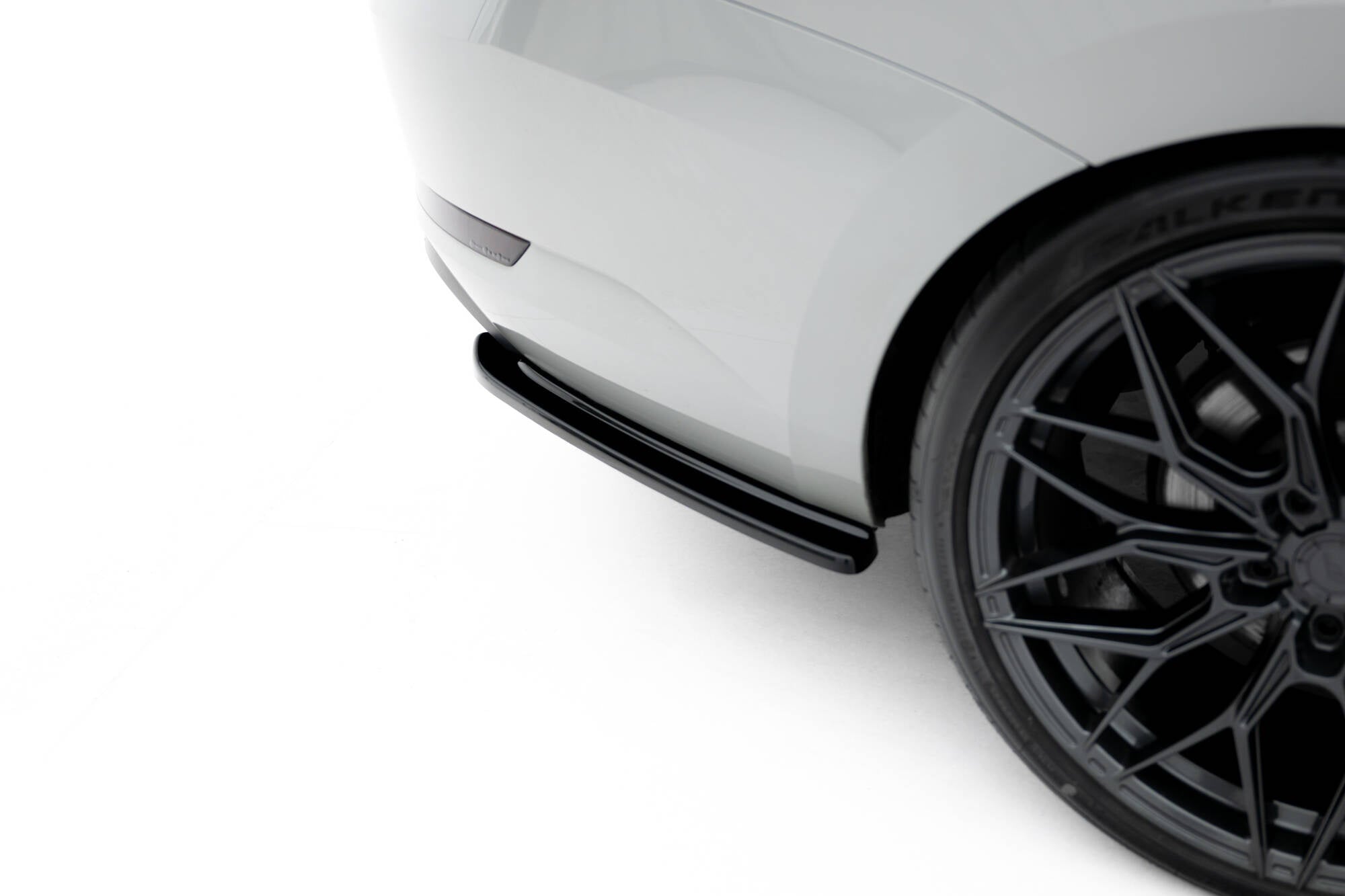 Prelungire splitter bara spate Skoda Superb Mk3 2015- v1 - Maxton Design