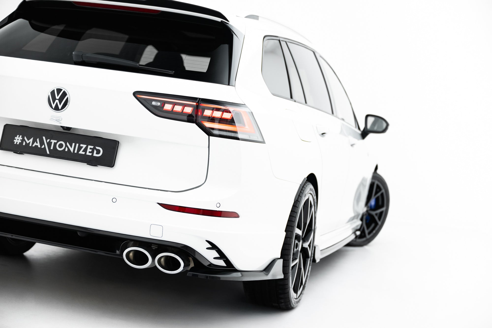 Prelungire splitter bara spate Volkswagen Golf R Variant Mk8 / Mk8 Facelift 2020- v62 - Maxton Design