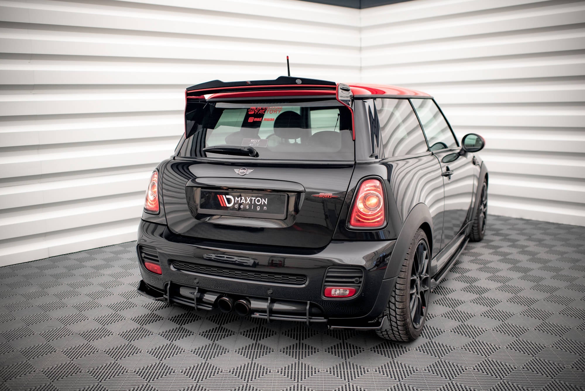 Prelungire splitter bara spate Mini Cooper John Cooper Works R56 2006-2010 v6 - Maxton Design