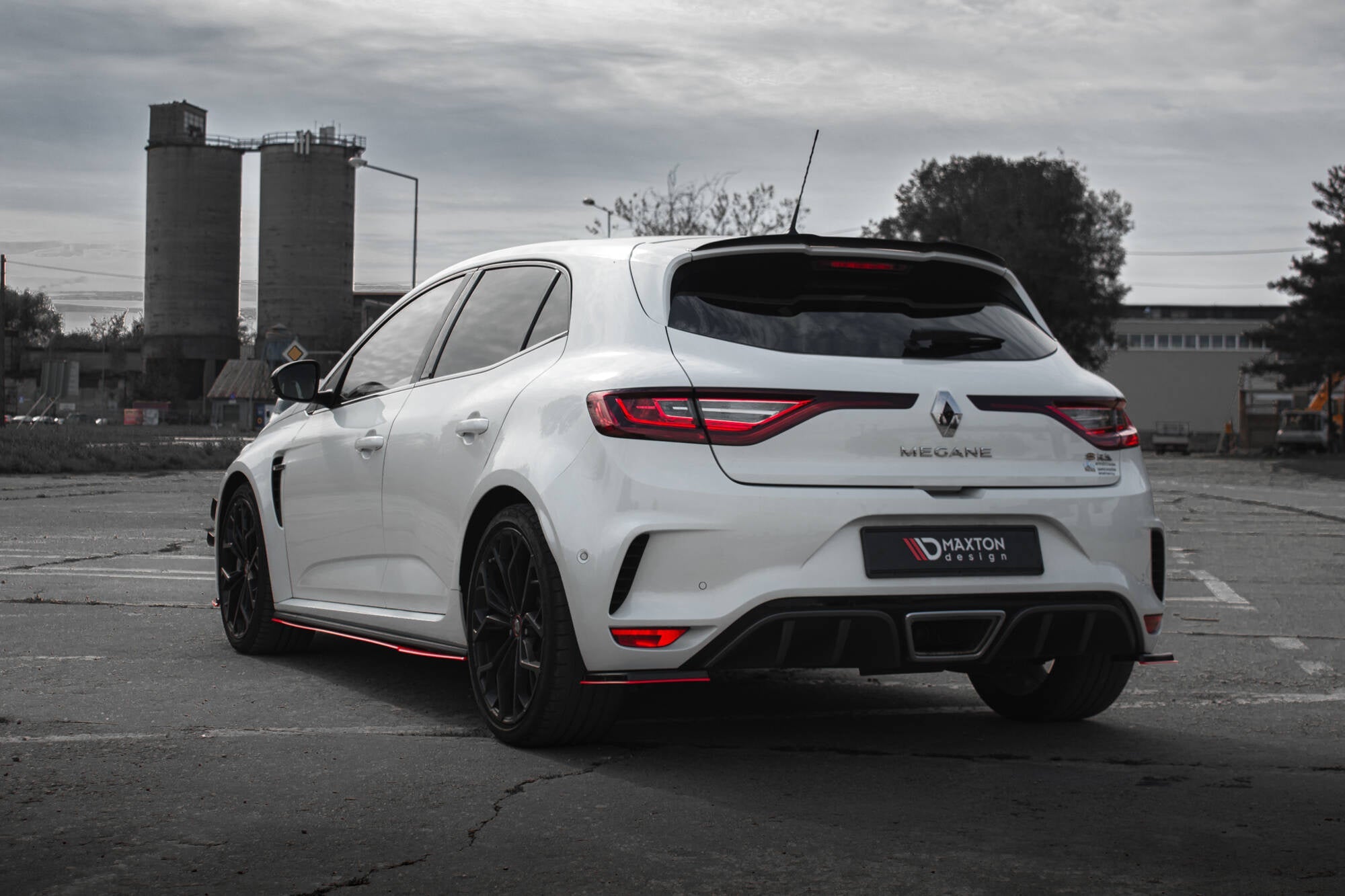 Prelungire splitter bara spate Renault Megane RS Mk4 2018- v6 - Maxton Design