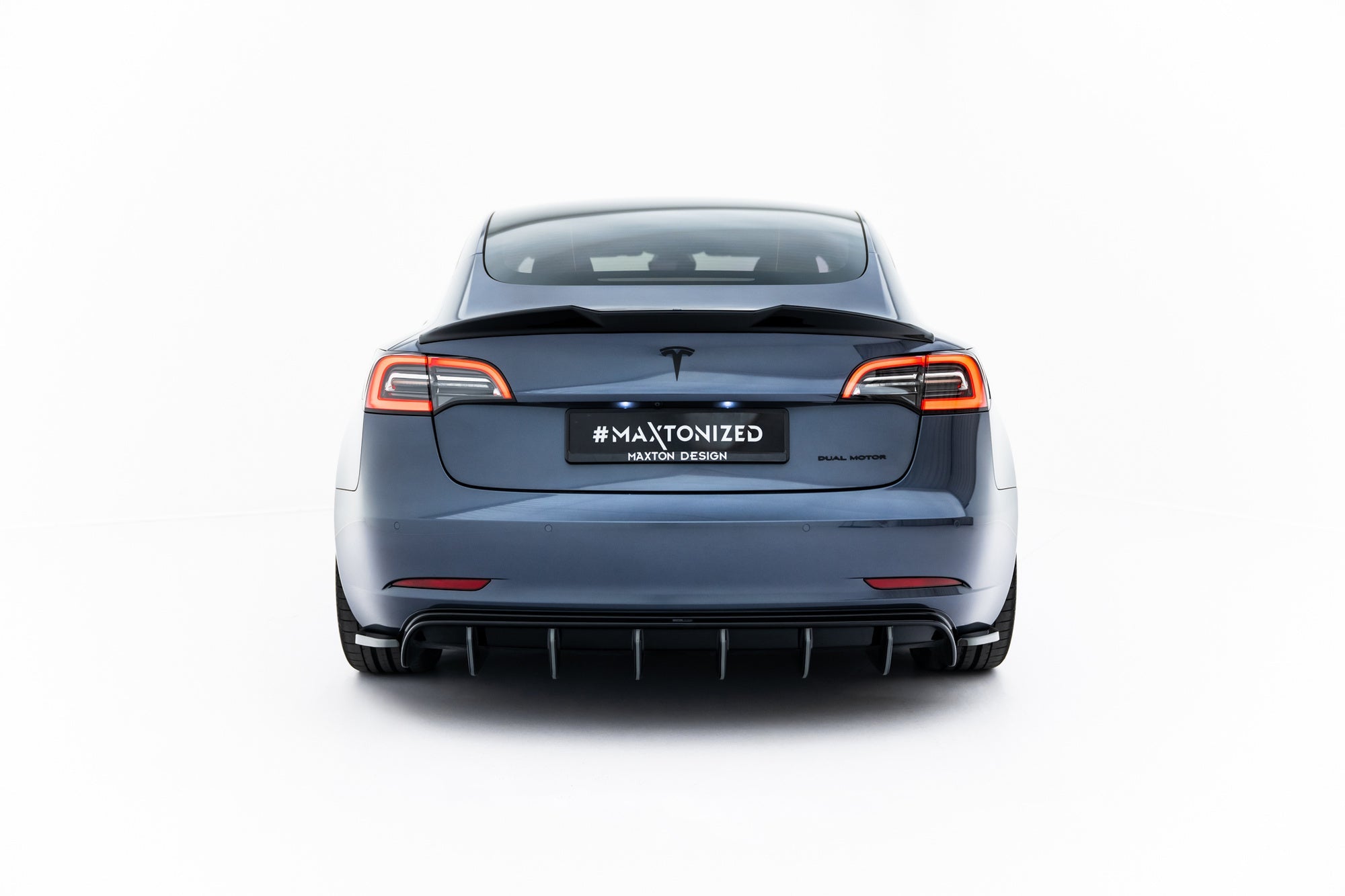 Prelungire splitter bara spate Tesla Model 3 2017- v4 - Maxton Design