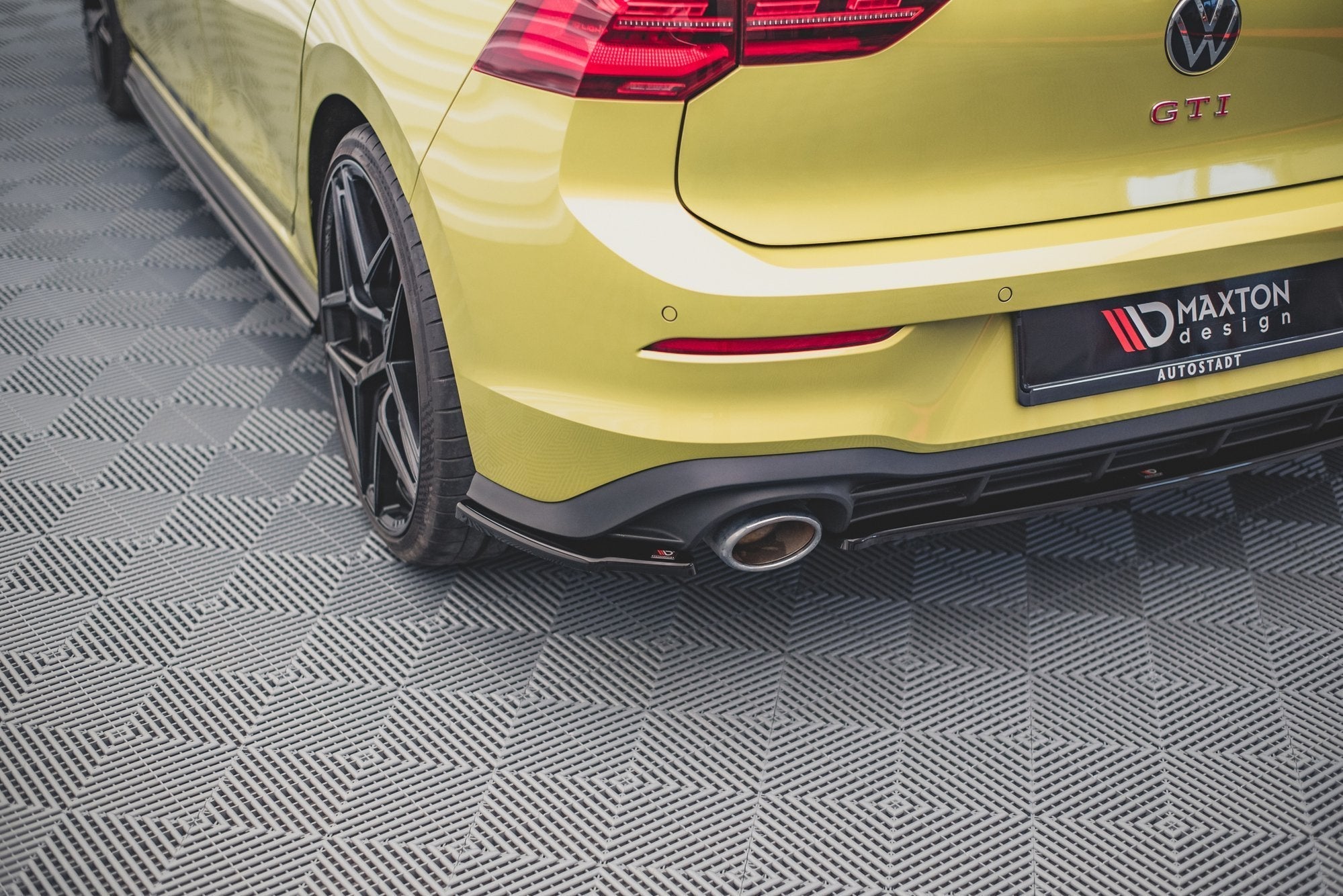 Prelungire splitter bara spate Volkswagen Golf 8 GTI Clubsport 2020- v21 - Maxton Design