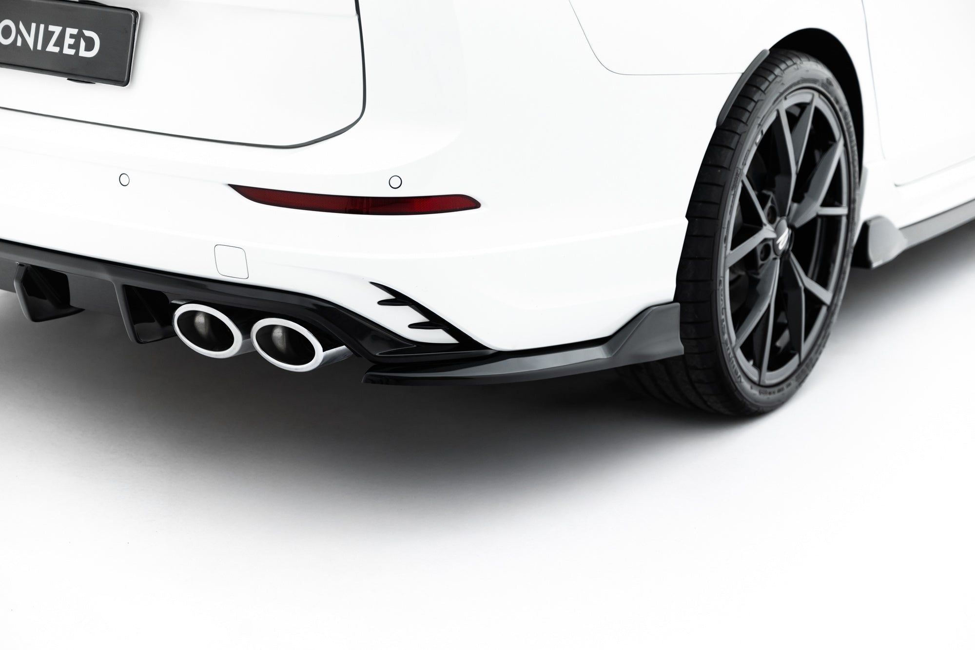Prelungire splitter bara spate Volkswagen Golf R Variant Mk8 / Mk8 Facelift 2020- v63 - Maxton Design