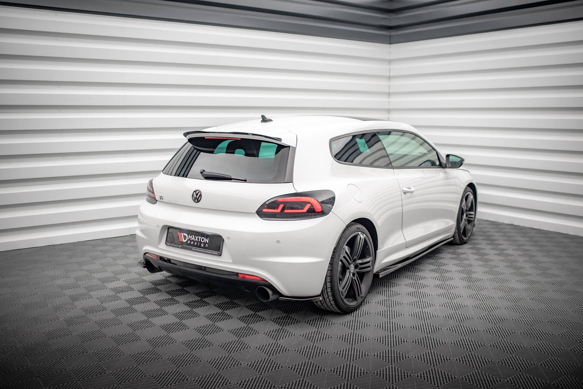 Prelungire splitter bara spate Volkswagen Scirocco R Mk3 2008-2014 v9 - Maxton Design