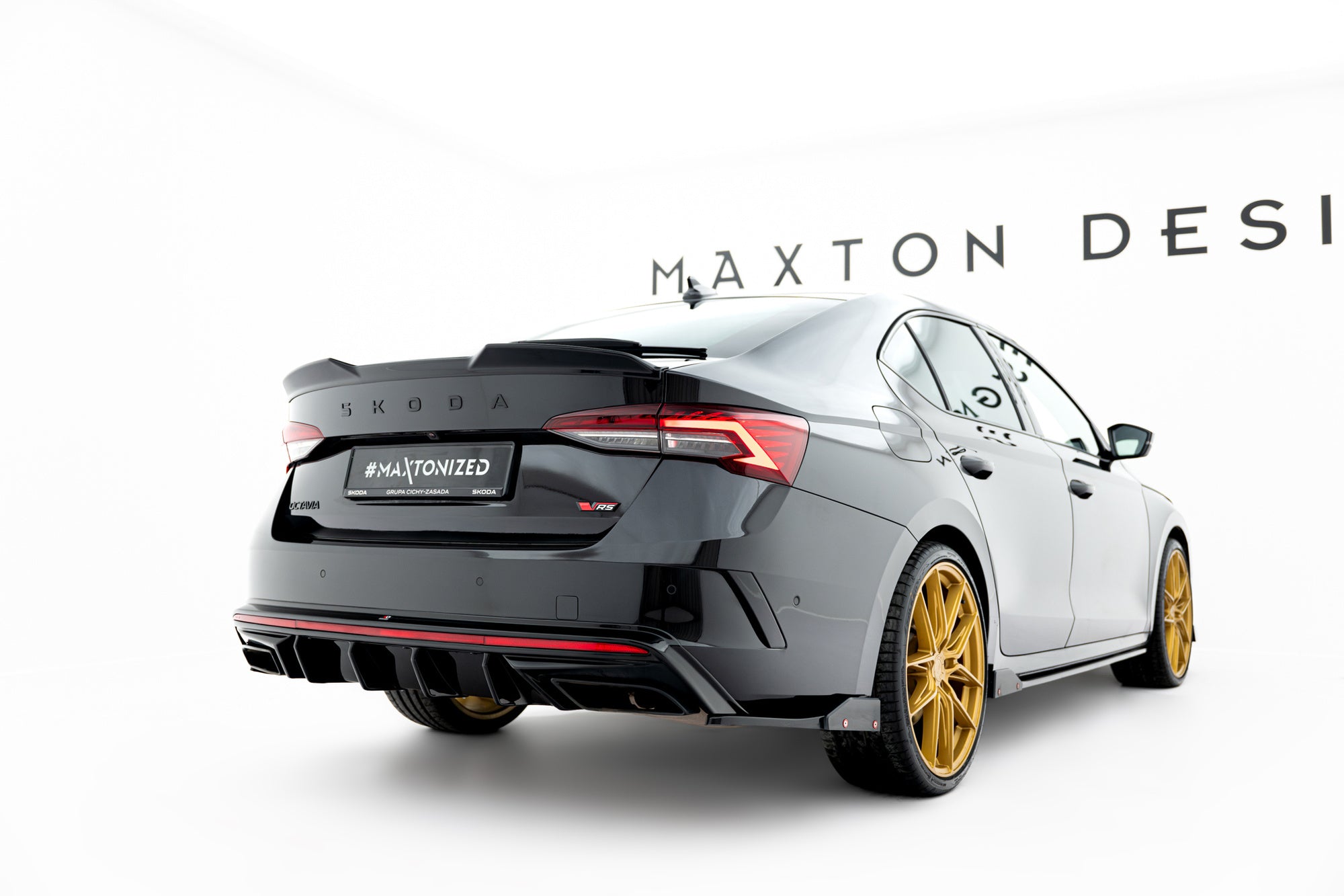 Prelungire splitter bara spate si flapsuri Skoda Octavia RS Combi / Liftback Mk4 / Mk4 Facelift 2020- v22 - Maxton Design