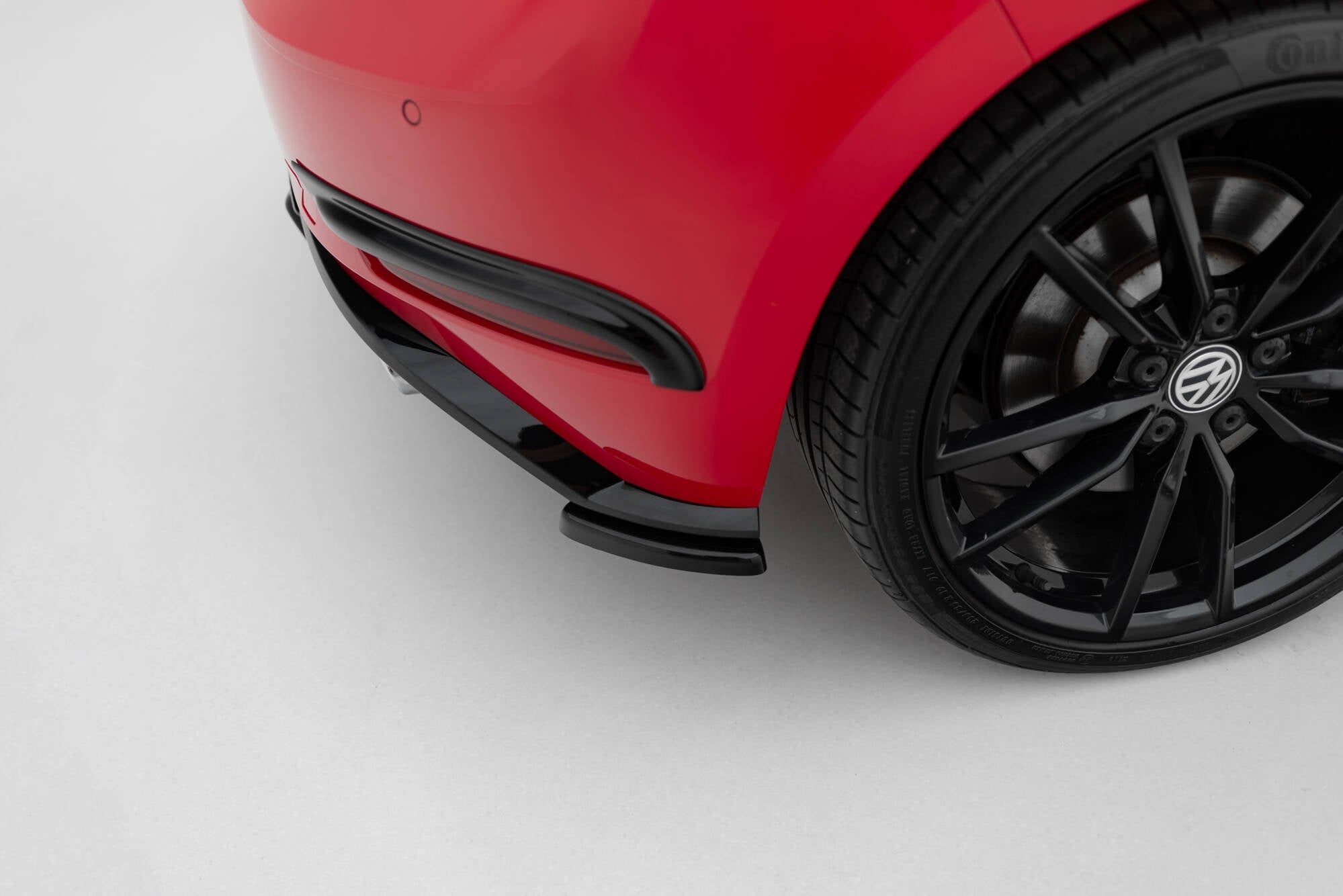 Prelungire splitter bara spate Volkswagen Golf 7 R Facelift 2017- v15 - Maxton Design