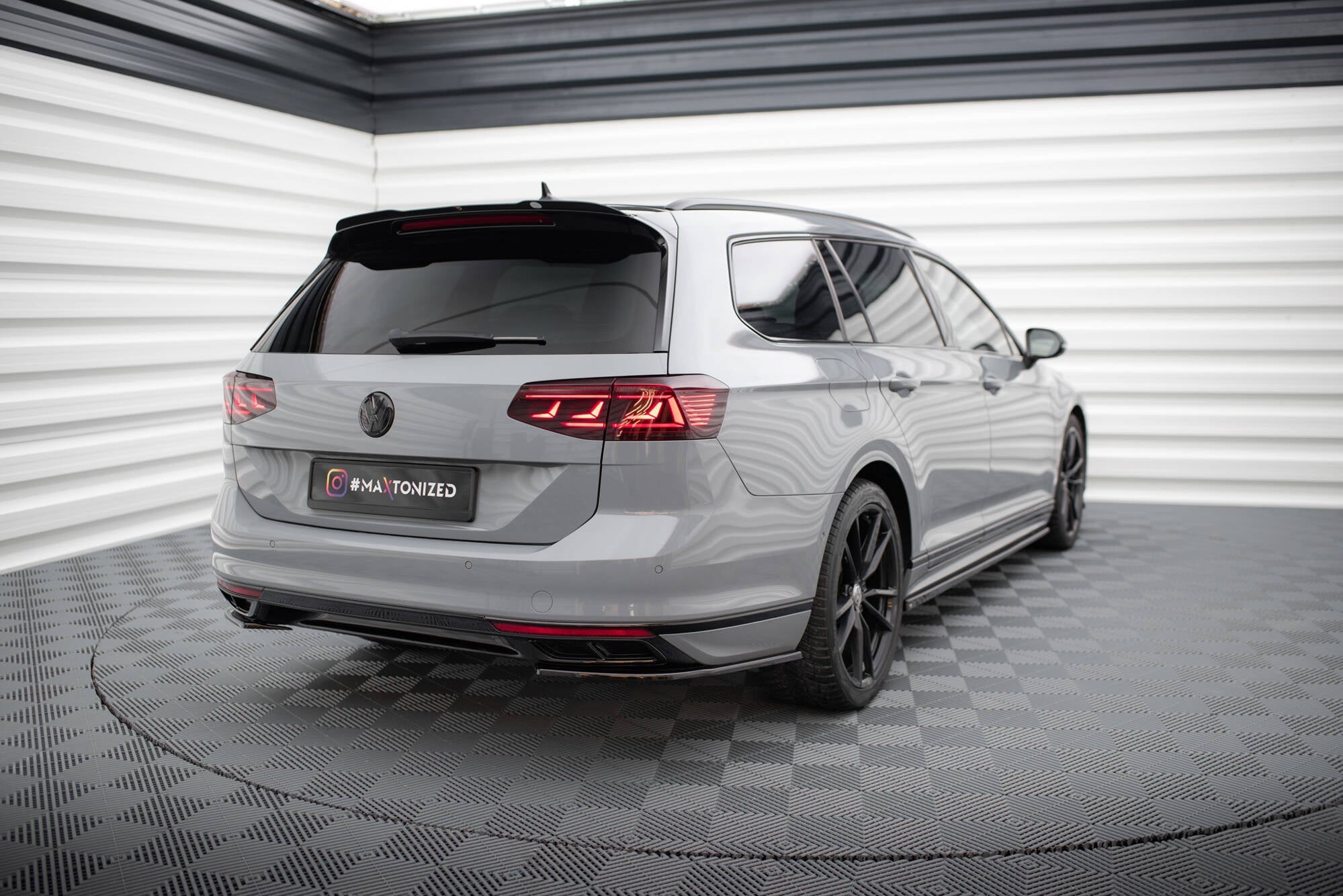 Prelungire splitter bara spate Volkswagen Passat R-Line B8 Facelift 2019- v11 - Maxton Design