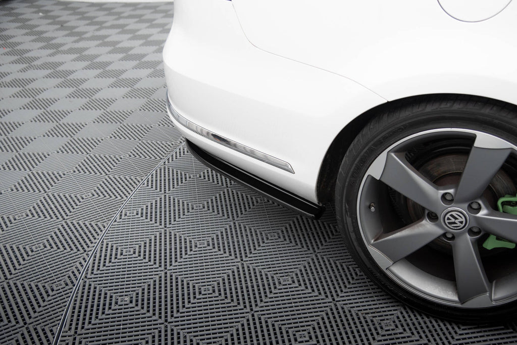 Prelungire splitter bara spate Volkswagen Passat Sedan Variant B7 2010-2014 v3 - Maxton Design