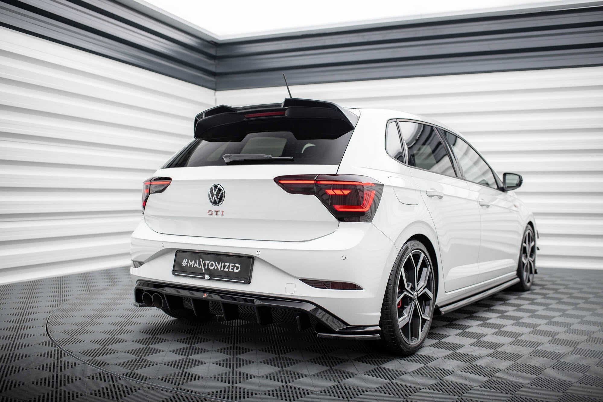 Prelungire splitter bara spate Volkswagen Polo GTI Mk6 Facelift 2021- v13 - Maxton Design