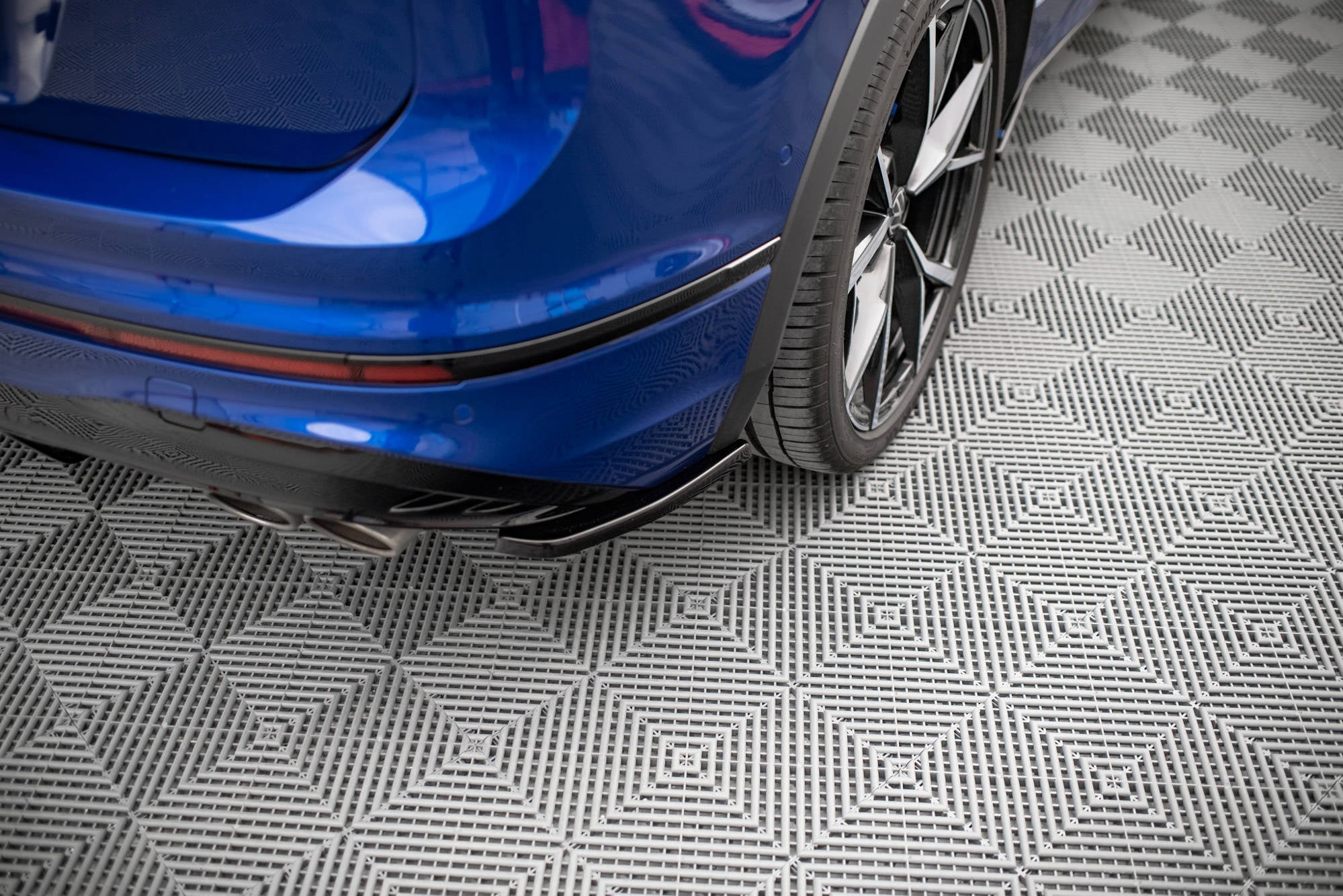 Prelungire splitter bara spate Volkswagen Tiguan R Mk2 Facelift 2020- v2 - Maxton Design