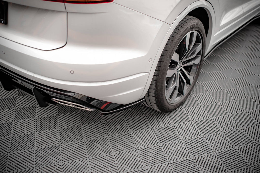 Prelungire splitter bara spate Volkswagen Touareg R-Line Mk3 2018- v2 - Maxton Design