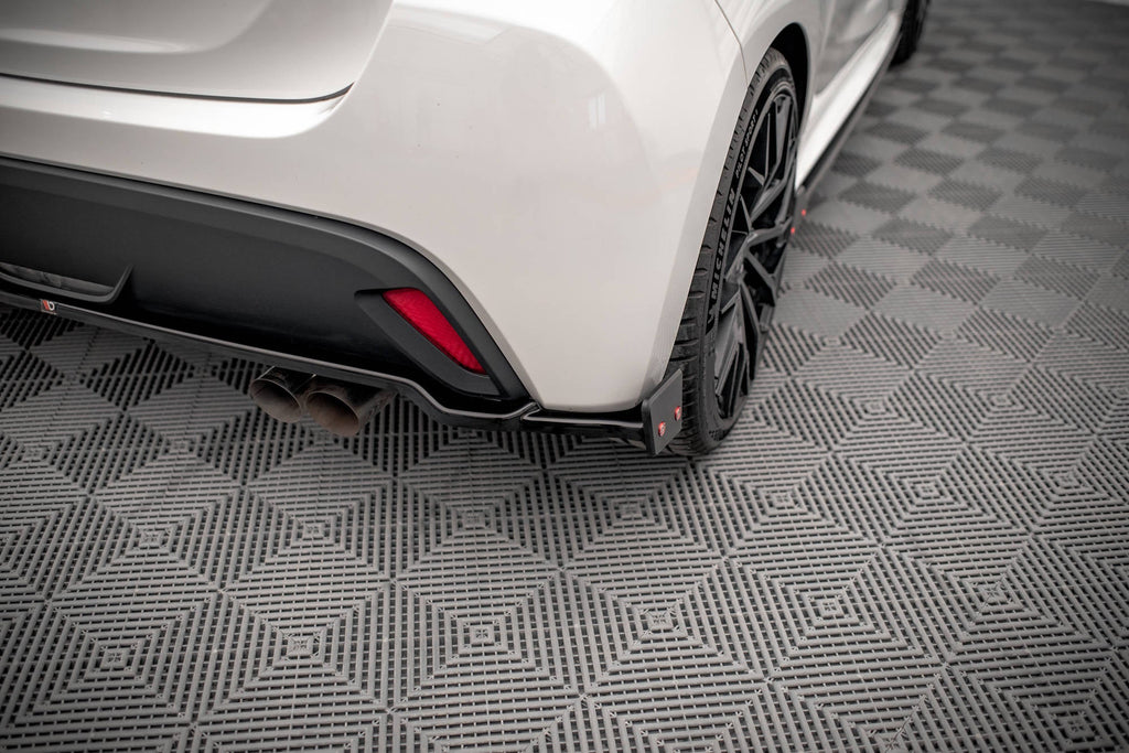 Prelungire splitter bara spate si flapsuri Toyota Yaris Mk4 2019- v1 - Maxton Design