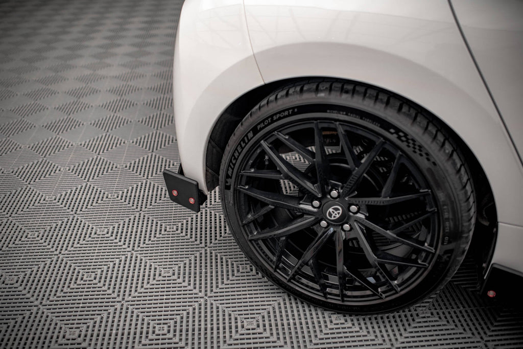 Prelungire splitter bara spate si flapsuri Toyota Yaris Mk4 2019- v1 - Maxton Design