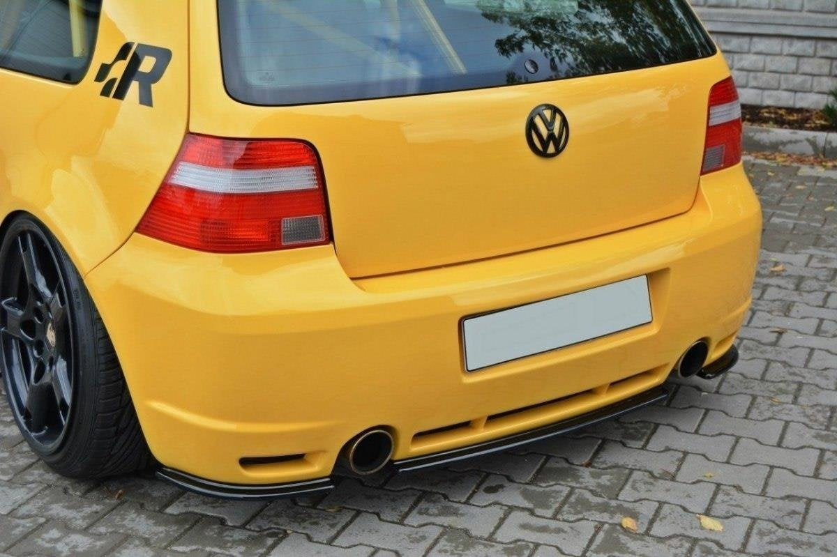 Prelungire splitter bara spate Volkswagen Golf 4 R32 2002-2004 v3 - Maxton Design