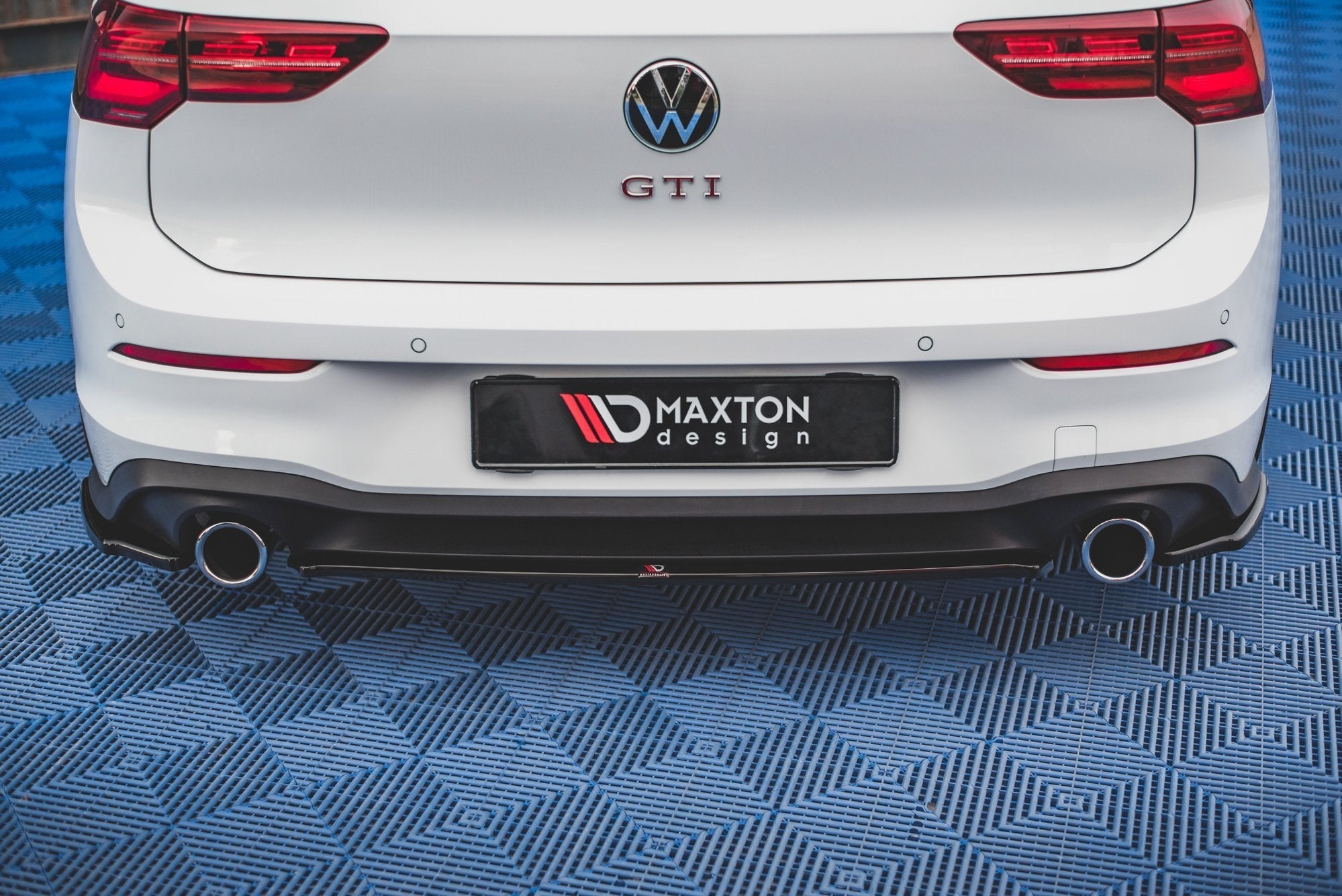Prelungire splitter bara spate Volkswagen Golf 8 GTI 2020- v11 - Maxton Design