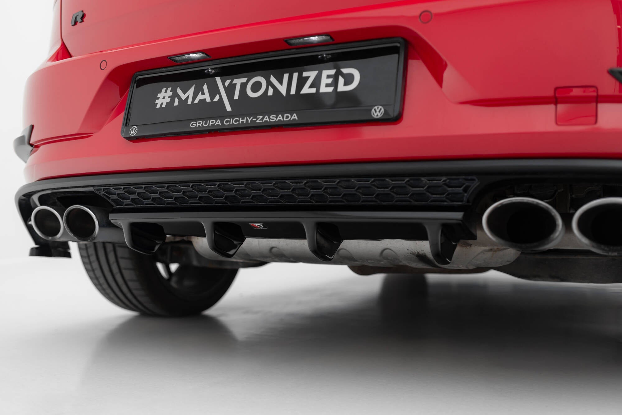 Prelungire splitter bara spate Volkswagen Golf 7 R Facelift 2017- v17 - Maxton Design
