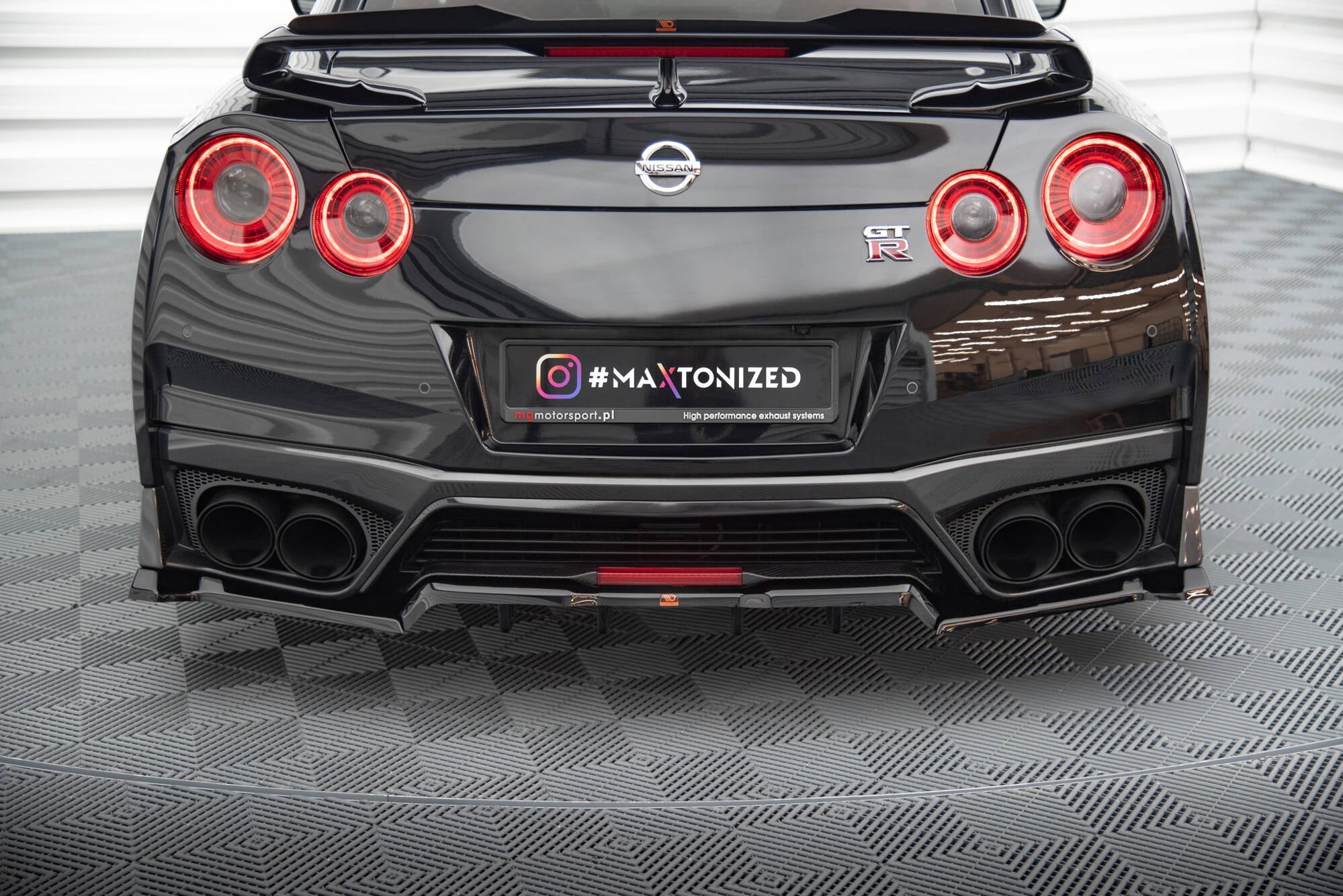Prelungire splitter bara spate Nissan GTR R35 Facelift 2016-2022 v3 - Maxton Design