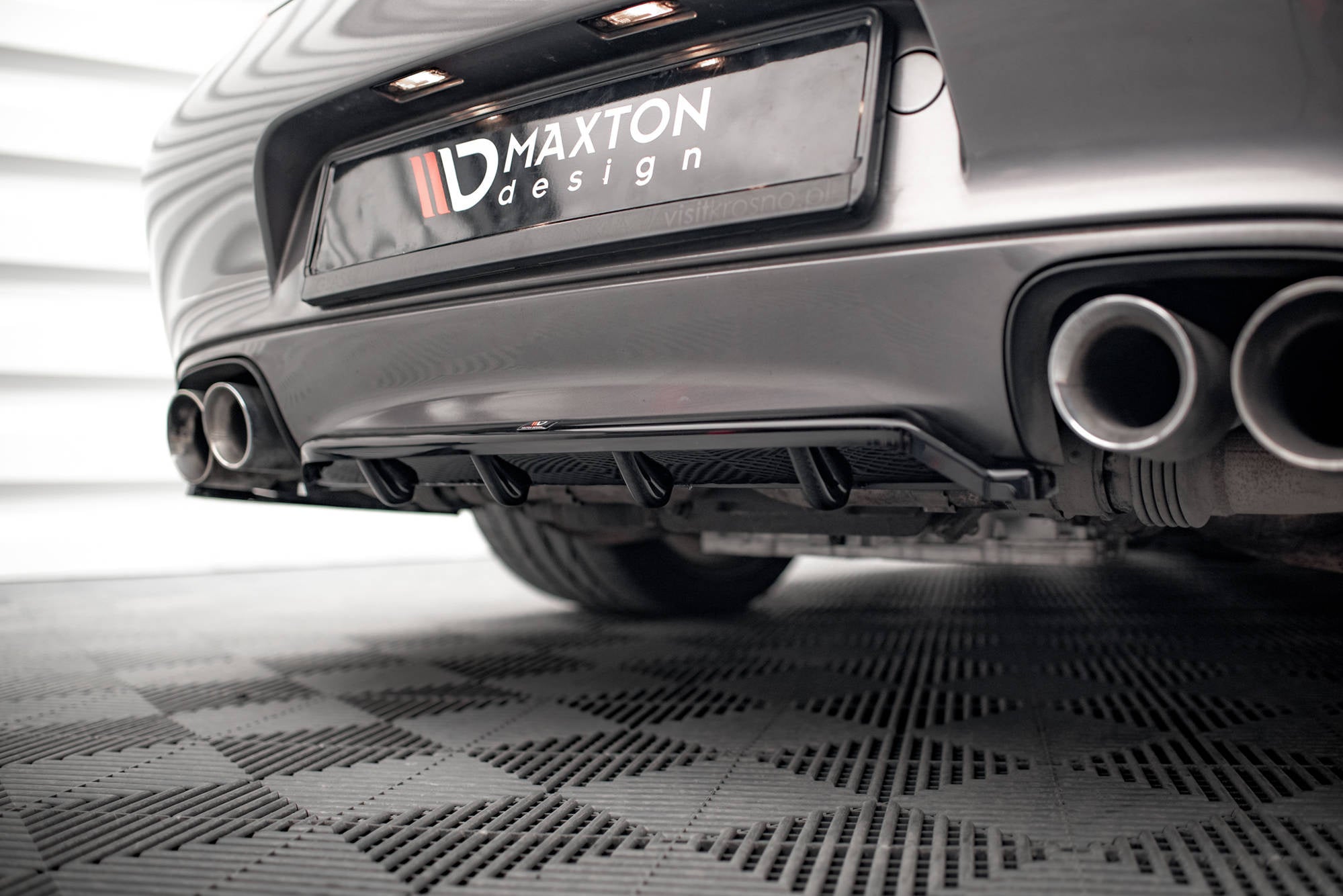 Prelungire splitter bara spate Porsche 911 Carrera / Carrera GTS 997 Facelift 2009-2011 v1 - Maxton Design