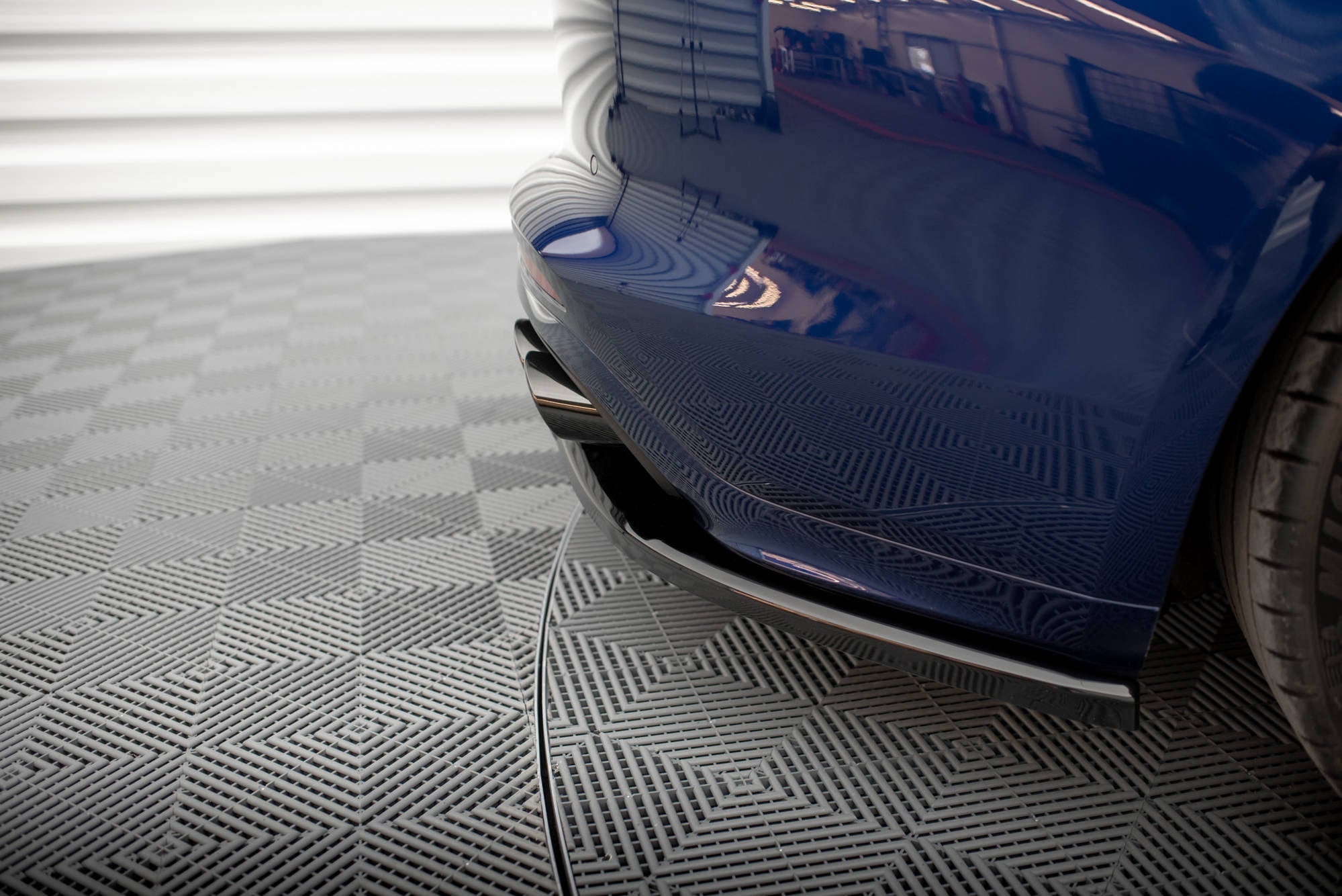 Prelungire splitter bara spate Porsche Panamera E-Hybrid 971 Facelift 2020- v4 - Maxton Design