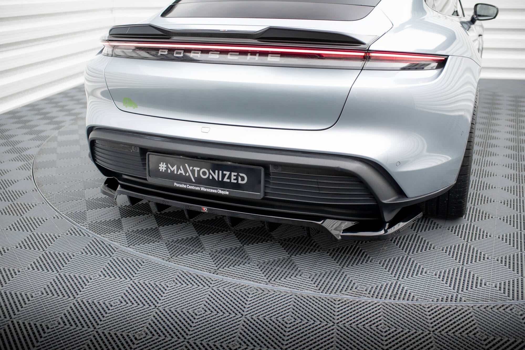 Prelungire splitter bara spate Porsche Taycan Taycan 4 Taycan 4S Taycan GTS Mk1 2019- v1 - Maxton Design