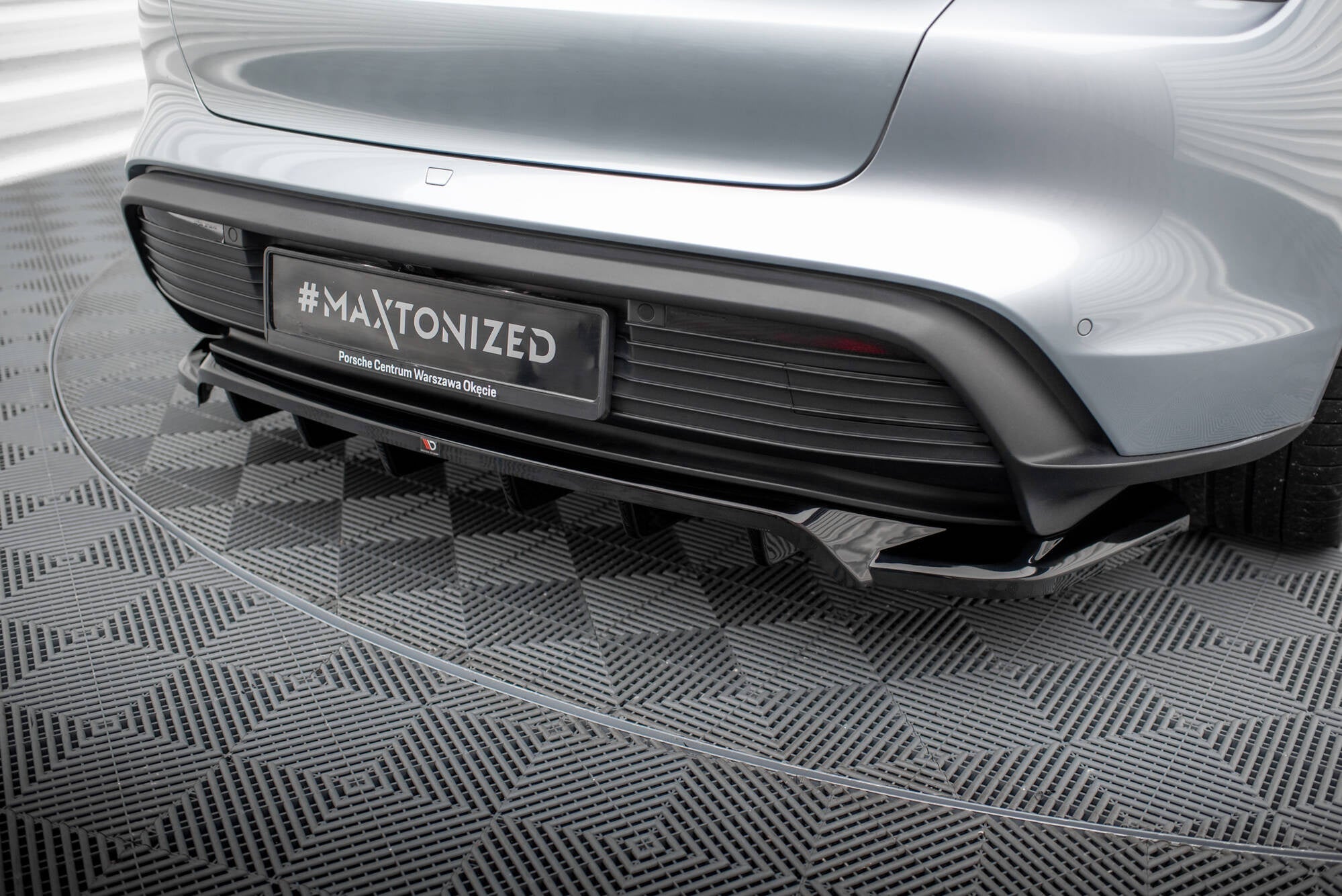 Prelungire splitter bara spate Porsche Taycan Taycan 4 Taycan 4S Taycan GTS Mk1 2019- v1 - Maxton Design