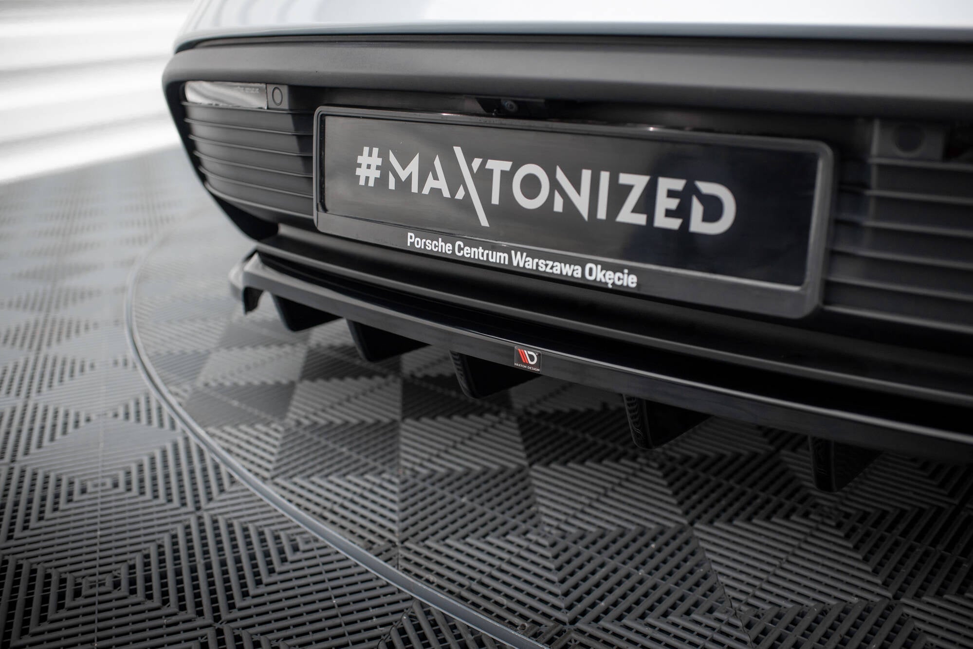 Prelungire splitter bara spate Porsche Taycan Taycan 4 Taycan 4S Taycan GTS Mk1 2019- v1 - Maxton Design