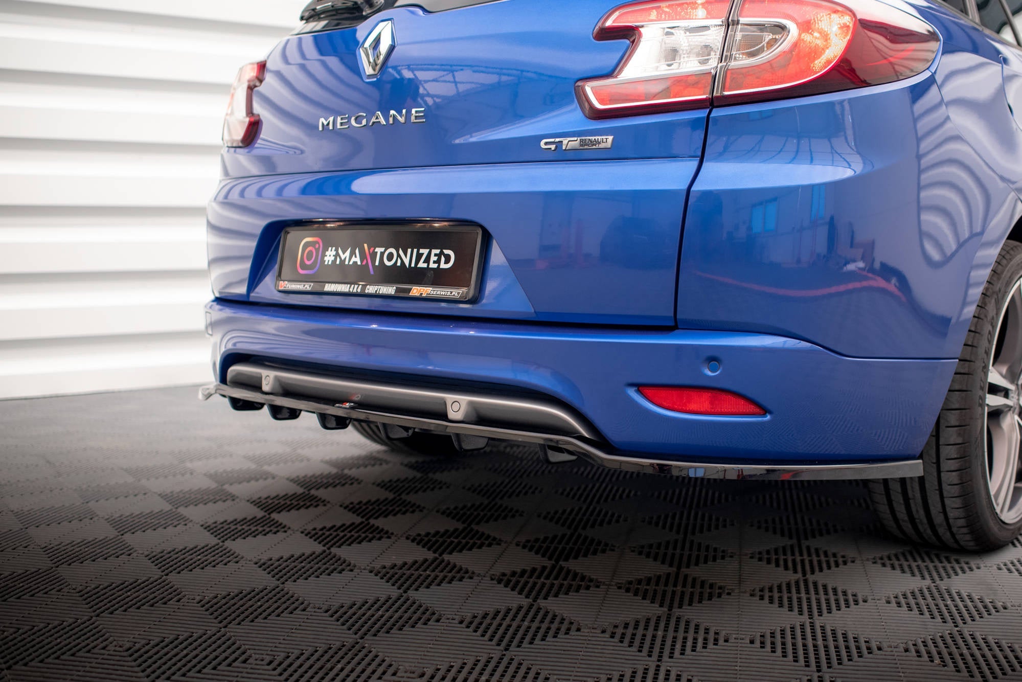 Prelungire splitter bara spate Renault Megane GT Line Grandtour Mk3 Facelift 2013-2016 v3 - Maxton Design