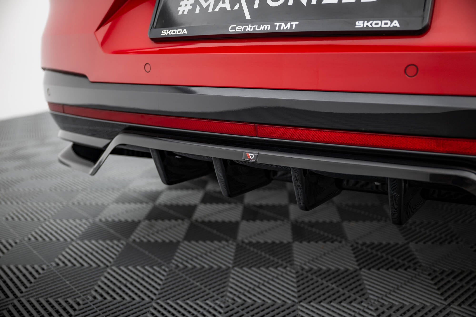 Prelungire splitter bara spate Skoda Enyaq Coupe iV 2022- v2 - Maxton Design