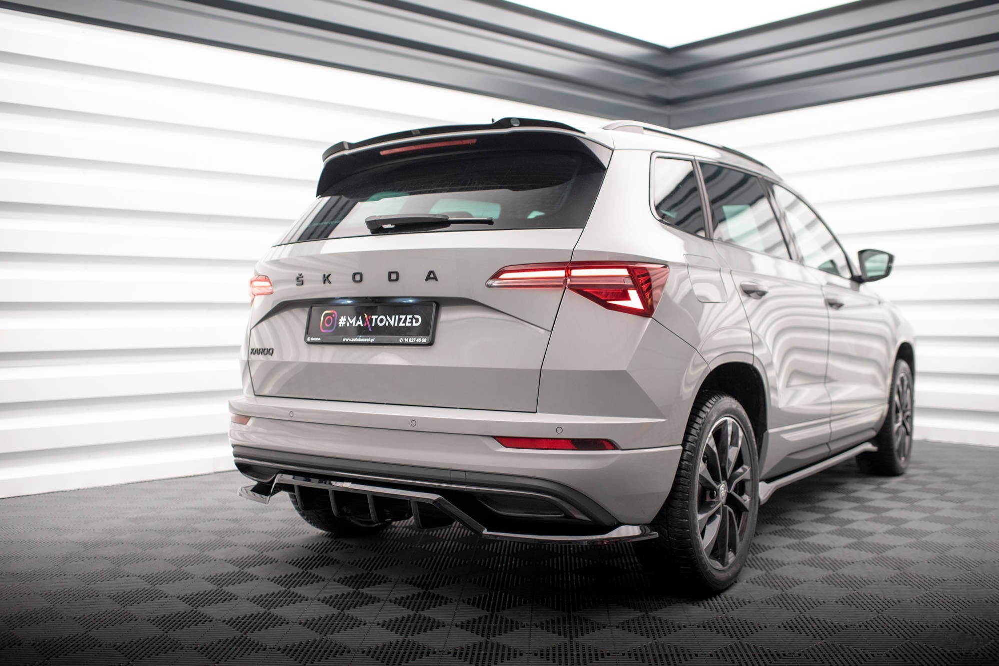 Prelungire splitter bara spate Skoda Karoq Sportline Mk1 Facelift 2021- v2 - Maxton Design