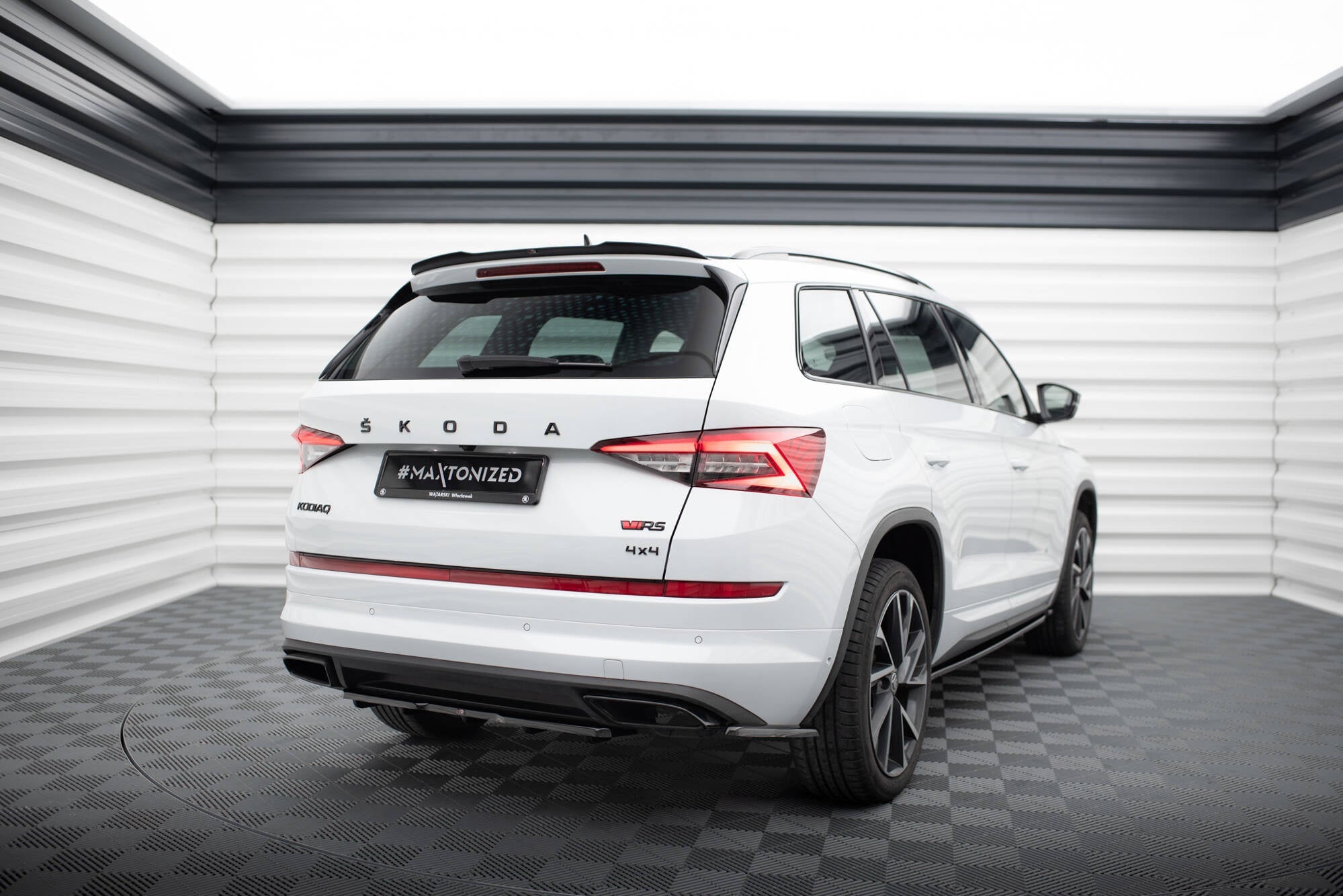 Prelungire splitter bara spate Skoda Kodiaq RS 2017- 2023 v6 - Maxton Design
