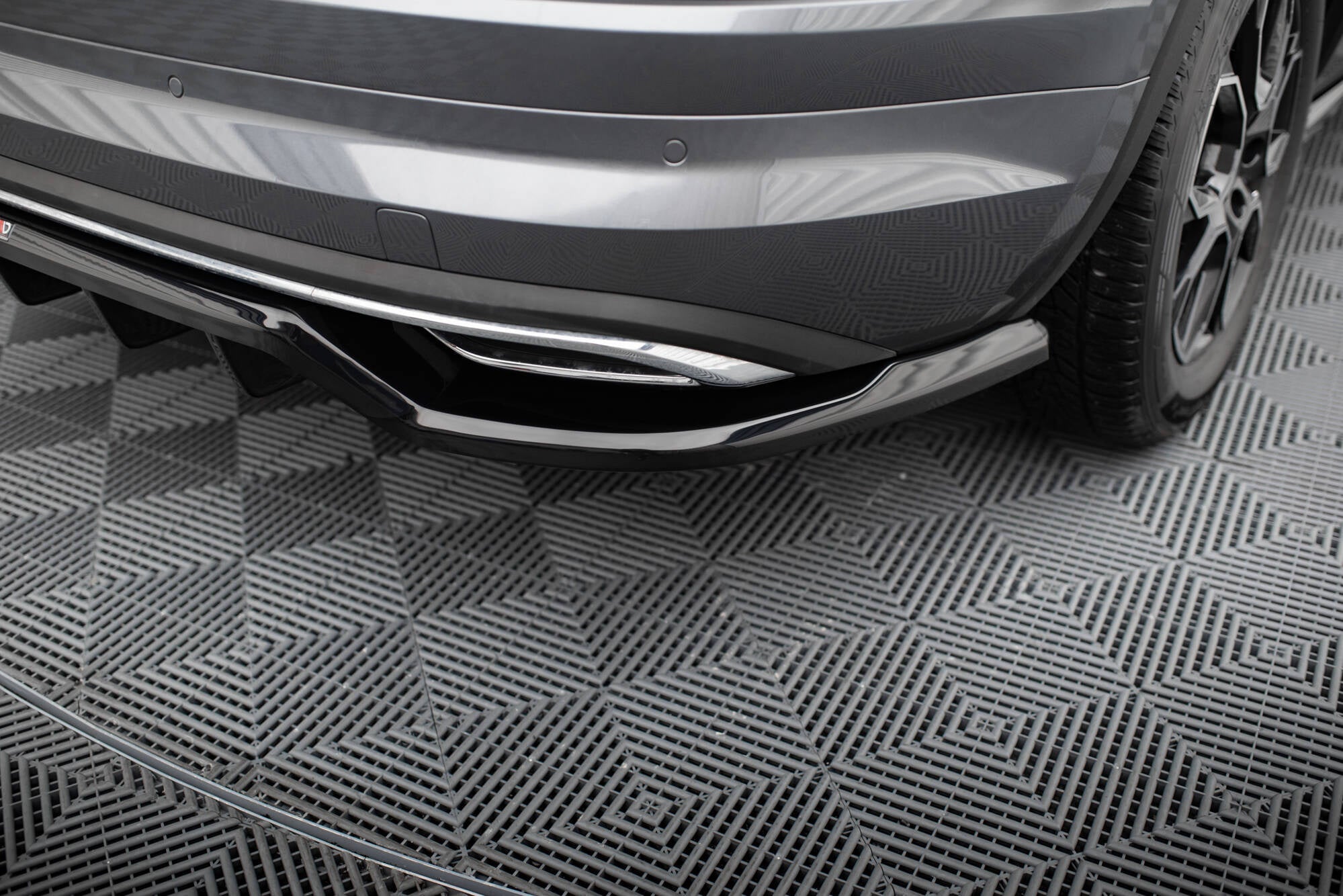 Prelungire splitter bara spate Skoda Kodiaq Sportline Mk1 Facelift 2017-2023 v4 - Maxton Design
