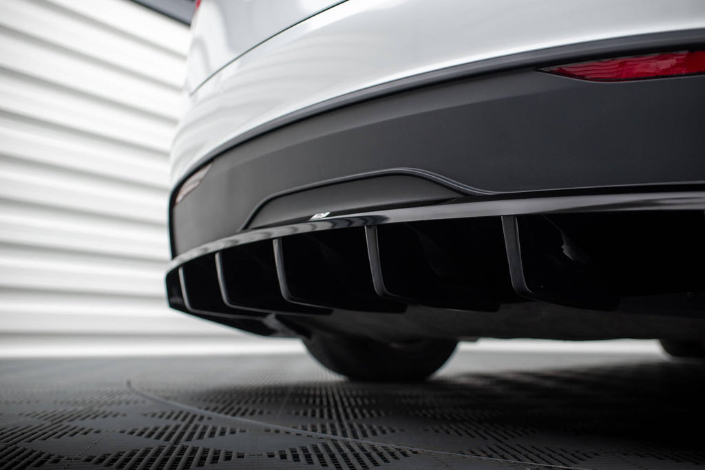 Prelungire splitter bara spate Tesla Model X Mk1 Facelift 2021- v4 - Maxton Design