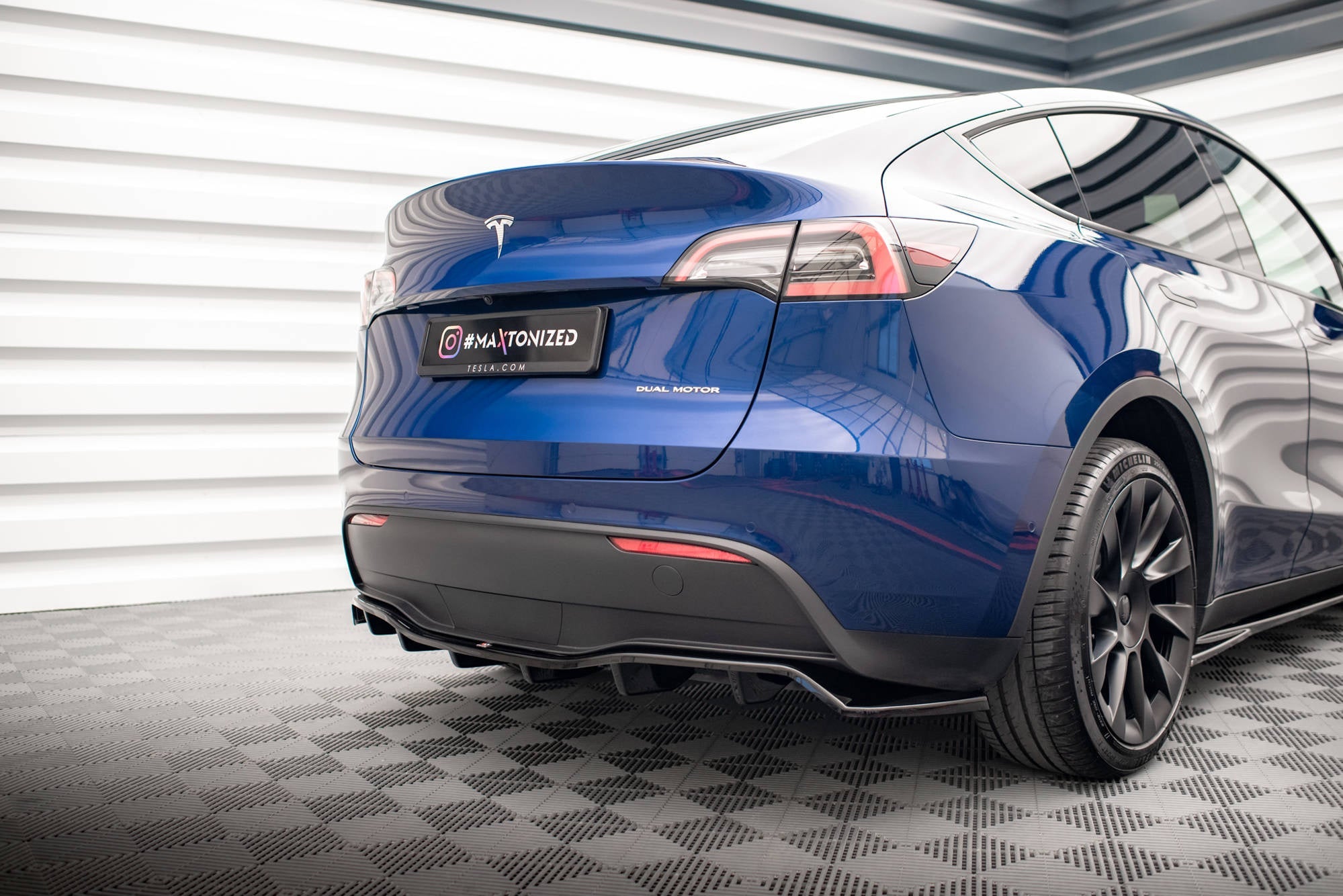 Prelungire splitter bara spate Tesla Model Y 2020- v1 - Maxton Design