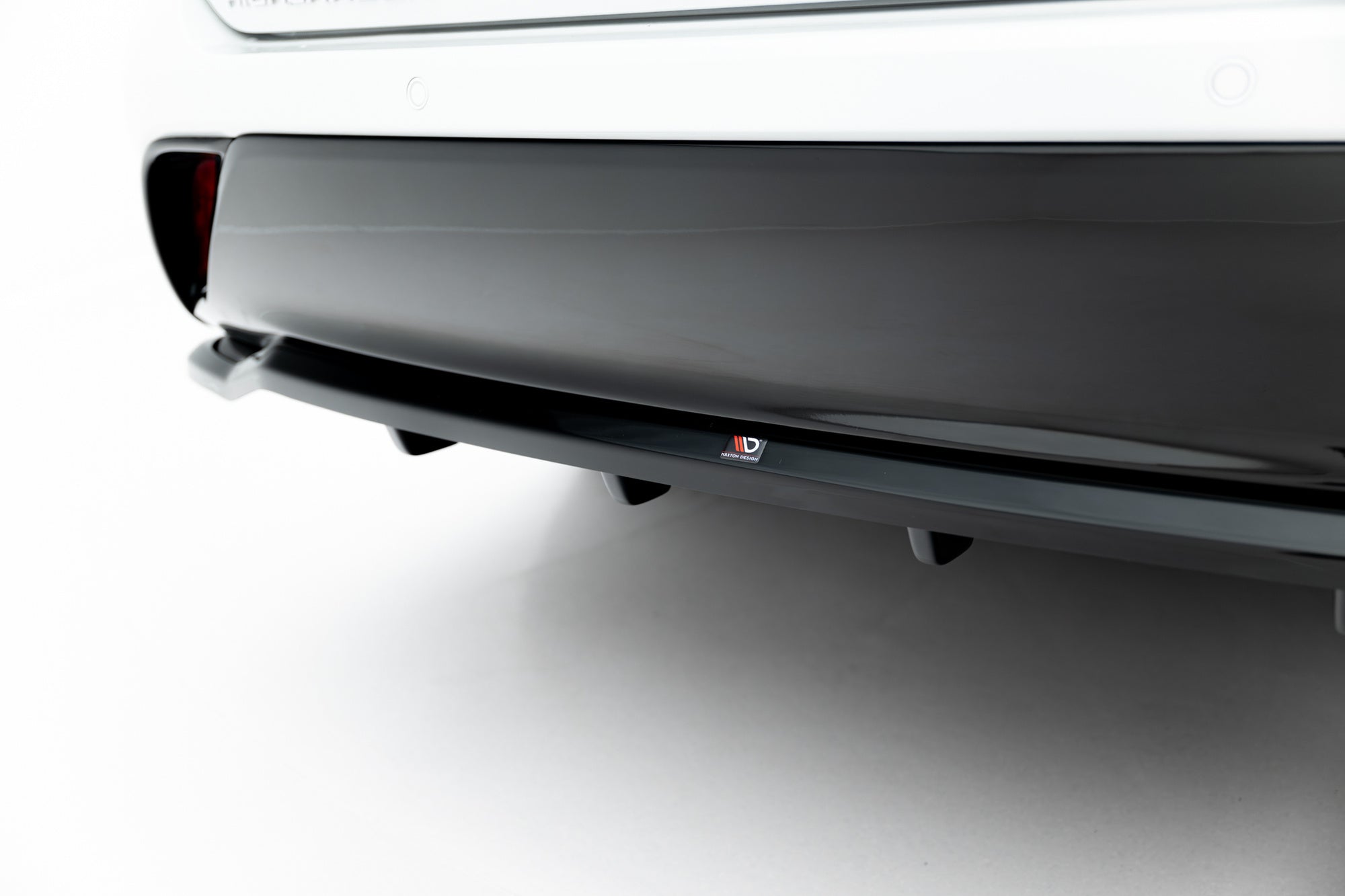Prelungire splitter bara spate Toyota Highlander Mk4 2019- v2 - Maxton Design