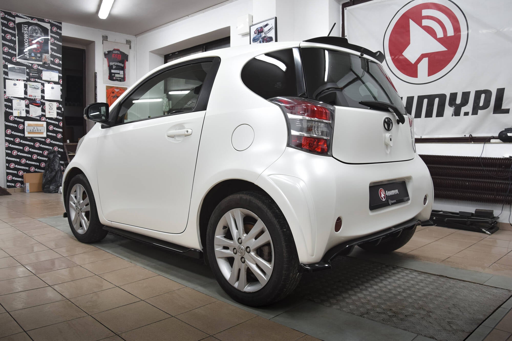 Prelungire splitter bara spate Toyota IQ 2008-2015 v1 - Maxton Design