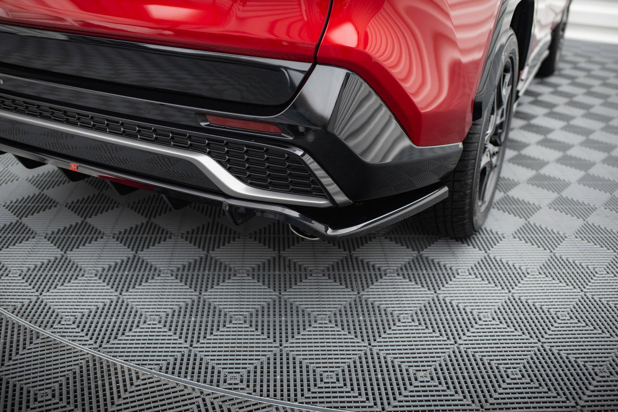 Prelungire splitter bara spate Toyota RAV4 GR Sport Mk5 2019- v2 - Maxton Design