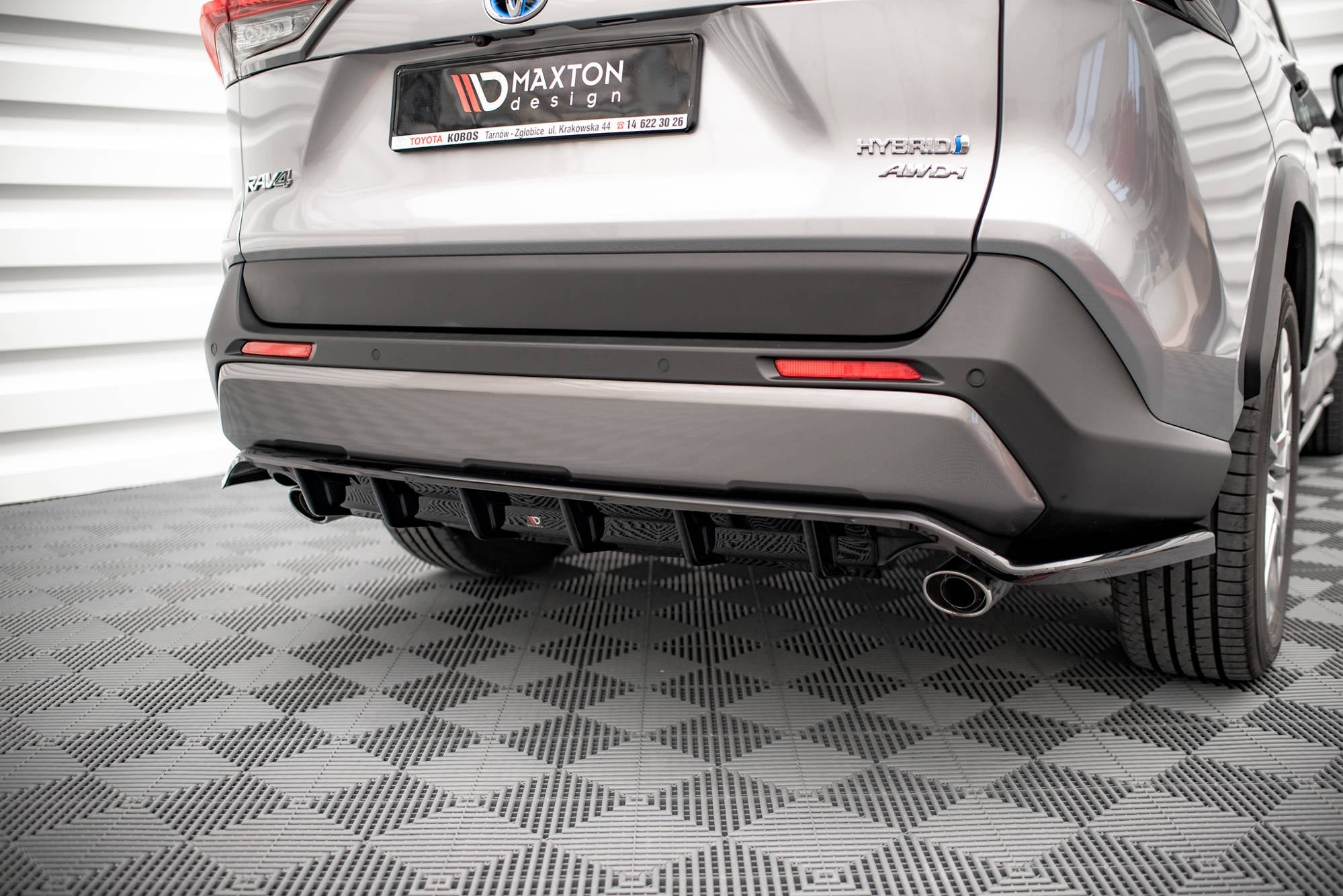 Prelungire splitter bara spate Toyota RAV4 Mk5 2019-v1 - Maxton Design