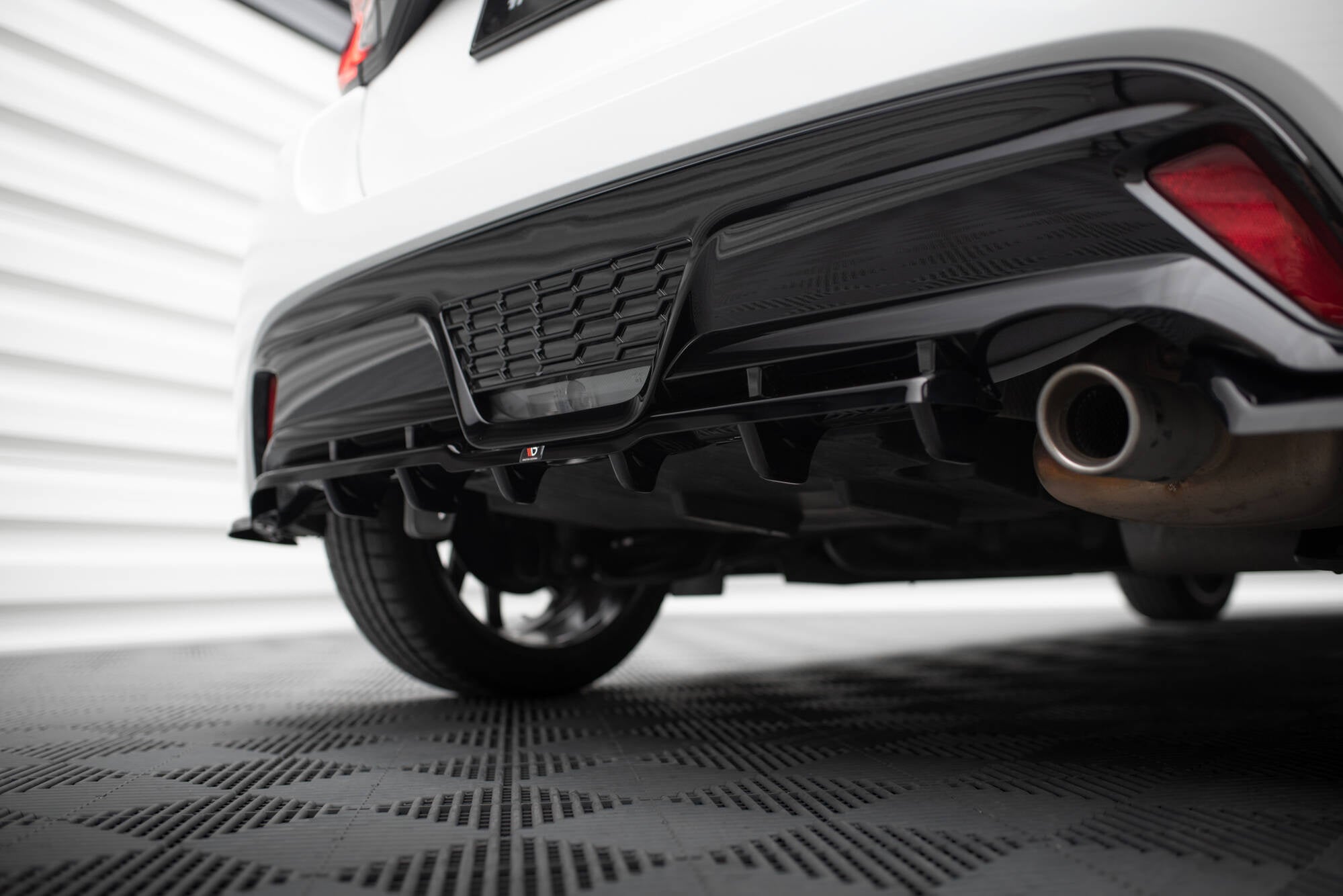 Prelungire splitter bara spate Toyota Yaris GR Sport Mk4 2021- v3 - Maxton Design