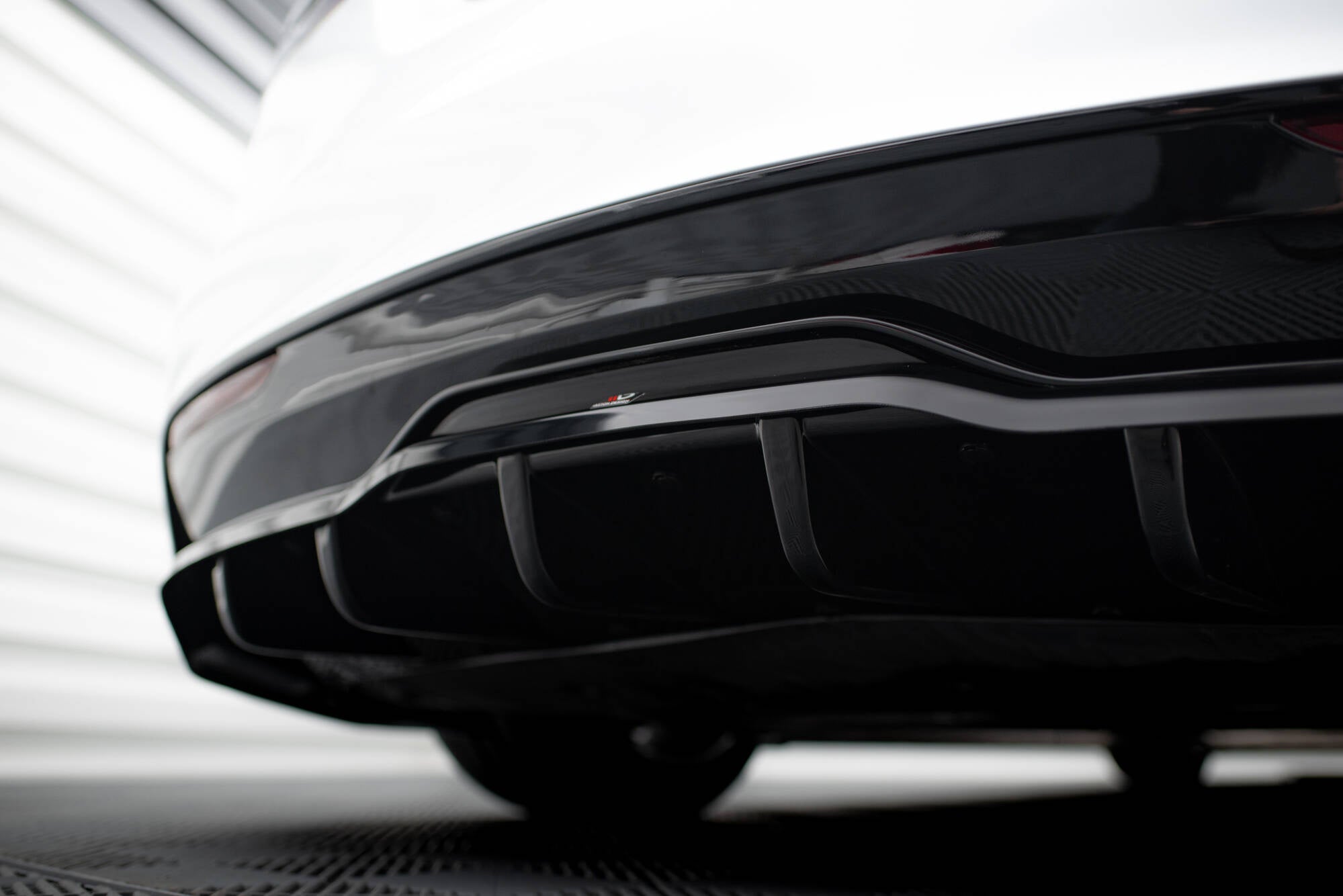 Prelungire splitter bara spate Tesla Model S Plaid Mk1 Facelift 2021- v3 - Maxton Design