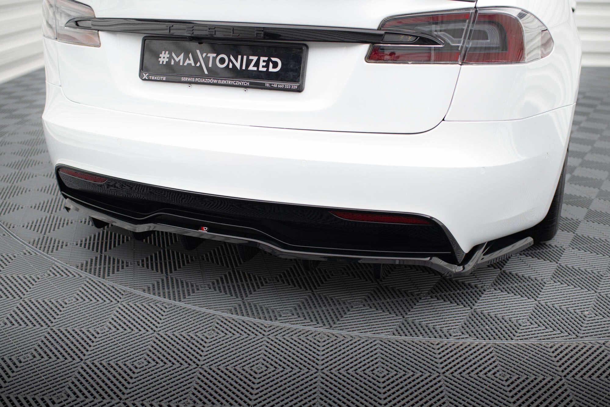 Prelungire splitter bara spate Tesla Model S Plaid Mk1 Facelift 2021- v4 - Maxton Design