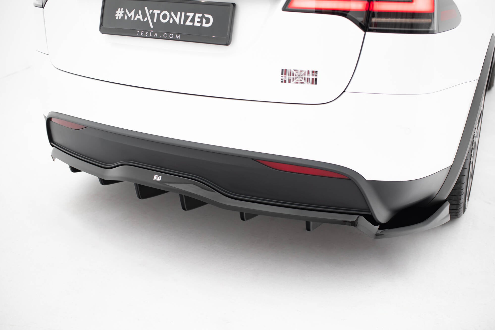 Prelungire splitter bara spate Tesla Model X Mk1 Facelift 2021- v5 - Maxton Design