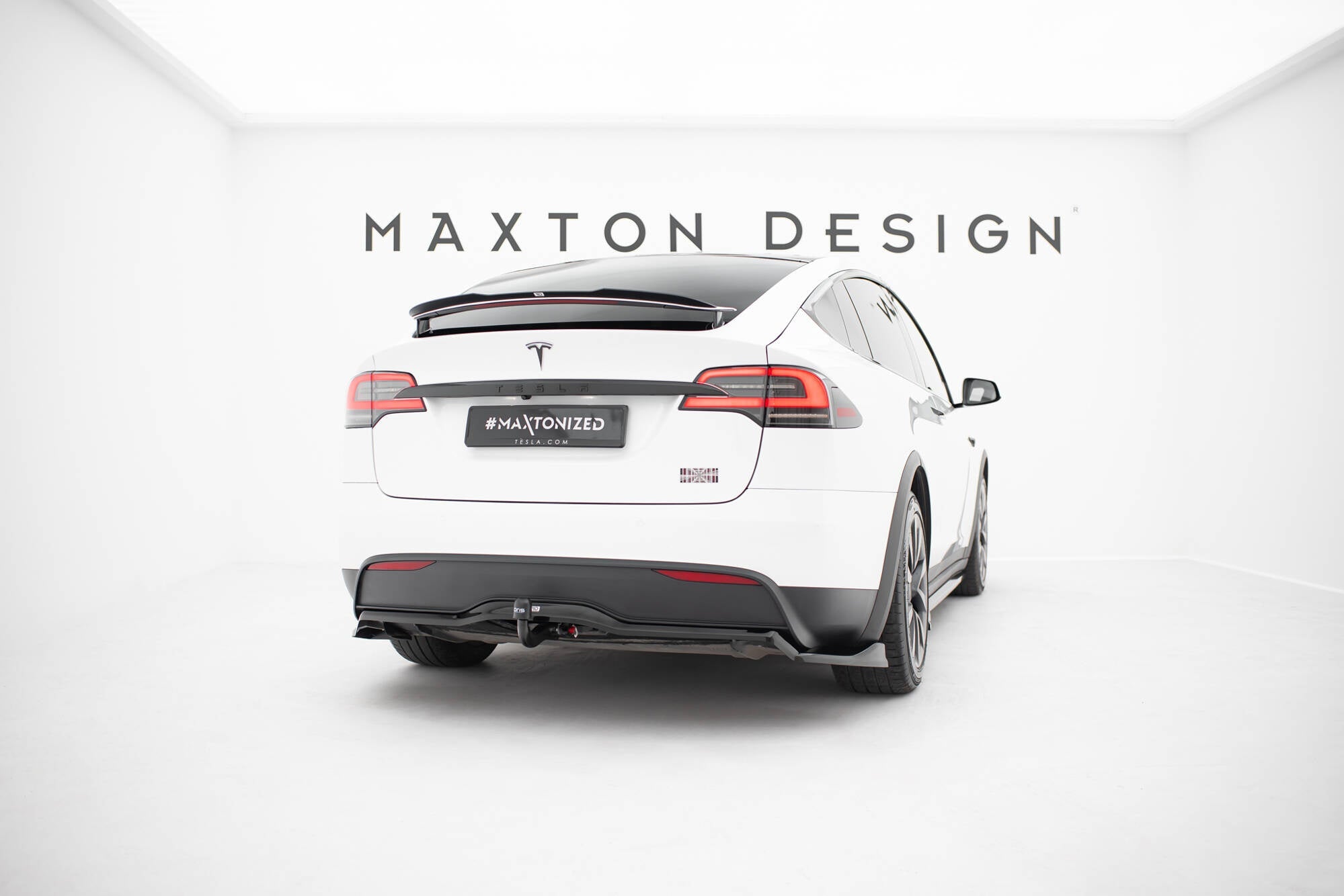 Prelungire splitter bara spate Tesla Model X Mk1 Facelift 2021- v5 - Maxton Design