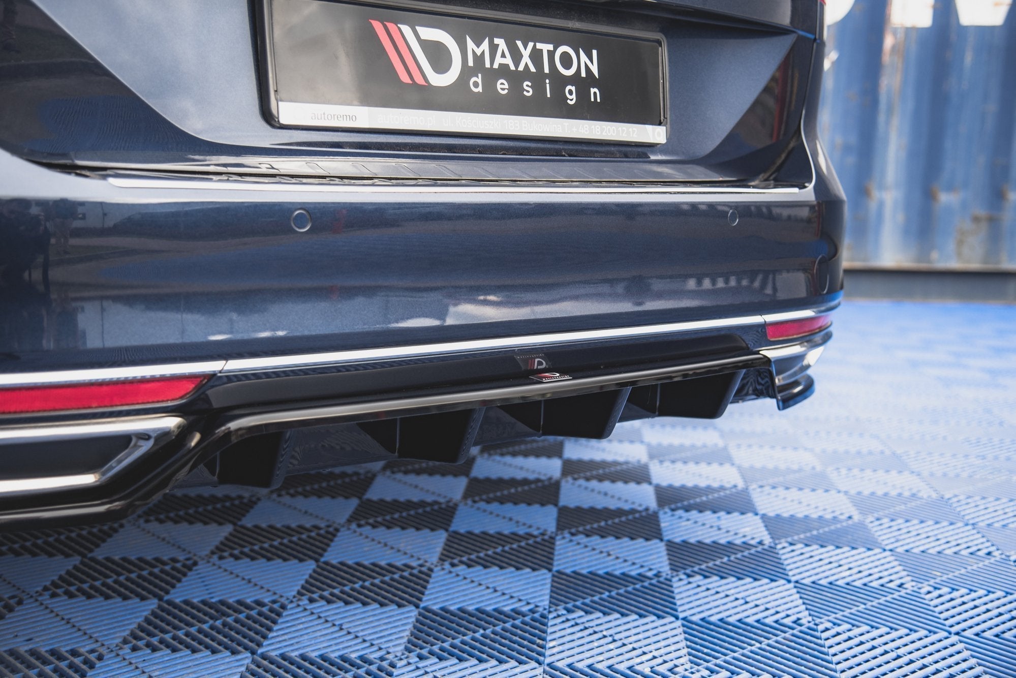Prelungire splitter bara spate Volkswagen Passat B8 2014- v6 - Maxton Design