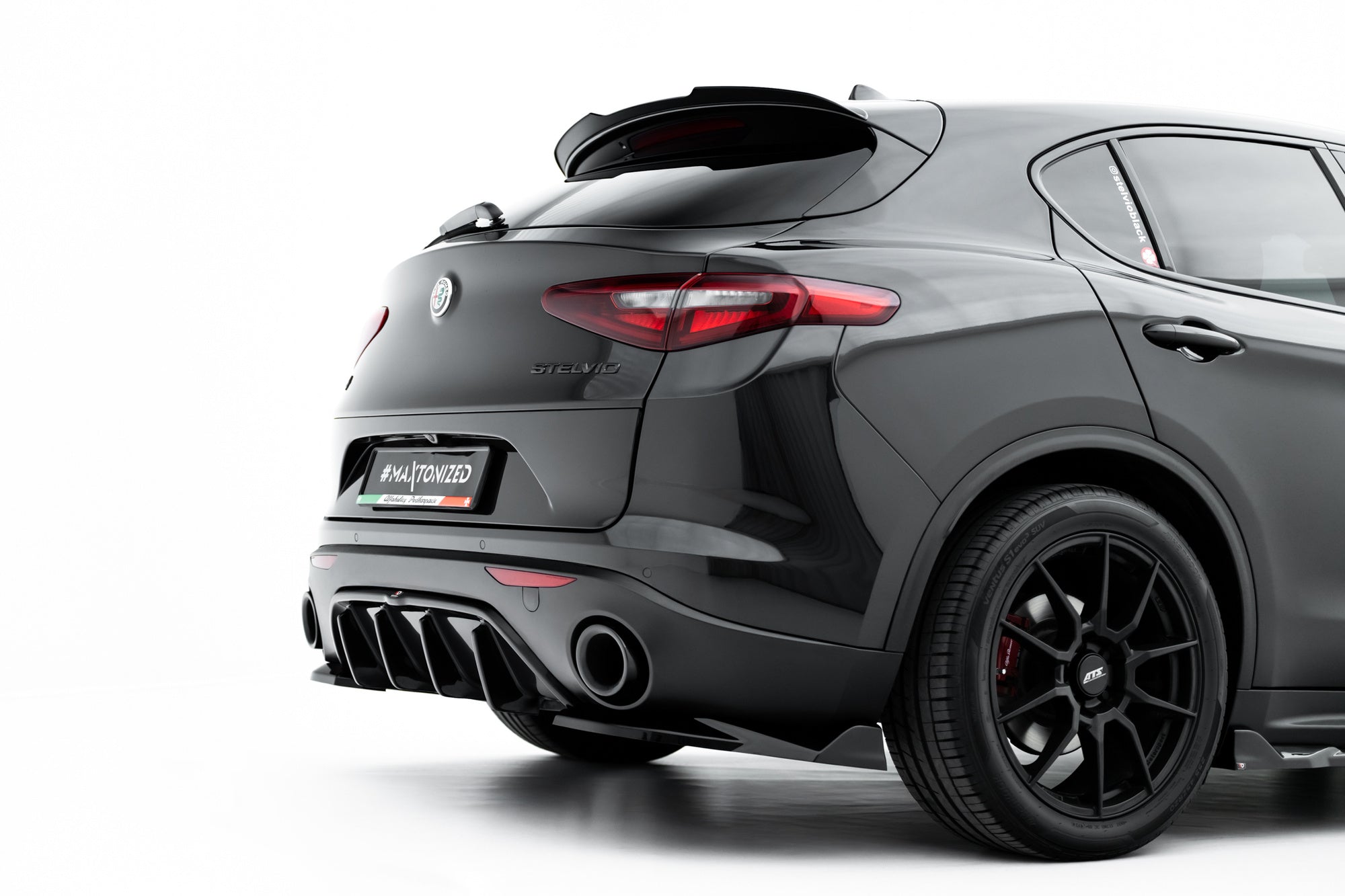 Difuzor bara spate Alfa Romeo Stelvio 2016- v2 - Maxton Design