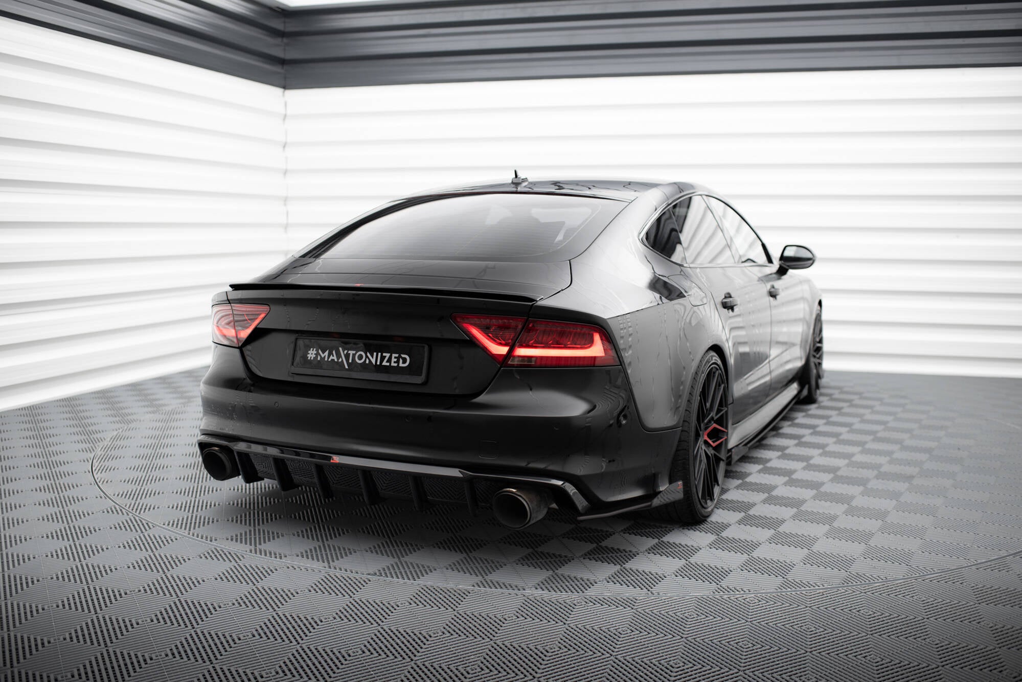 Prelungire difuzor bara spate Audi A7 S-Line C7 2010-2014 v12 - Maxton Design