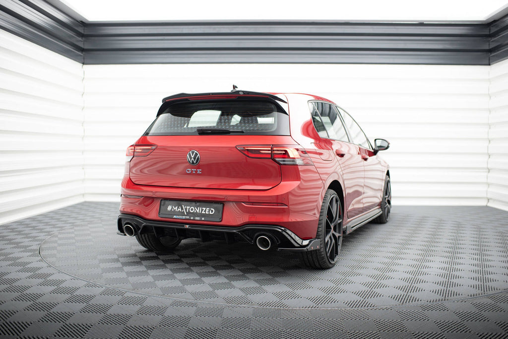 Prelungire difuzor bara spate plus imitatii evacuare finala Volkswagen Golf Mk8 GTE 2019- v45 - Maxton Design